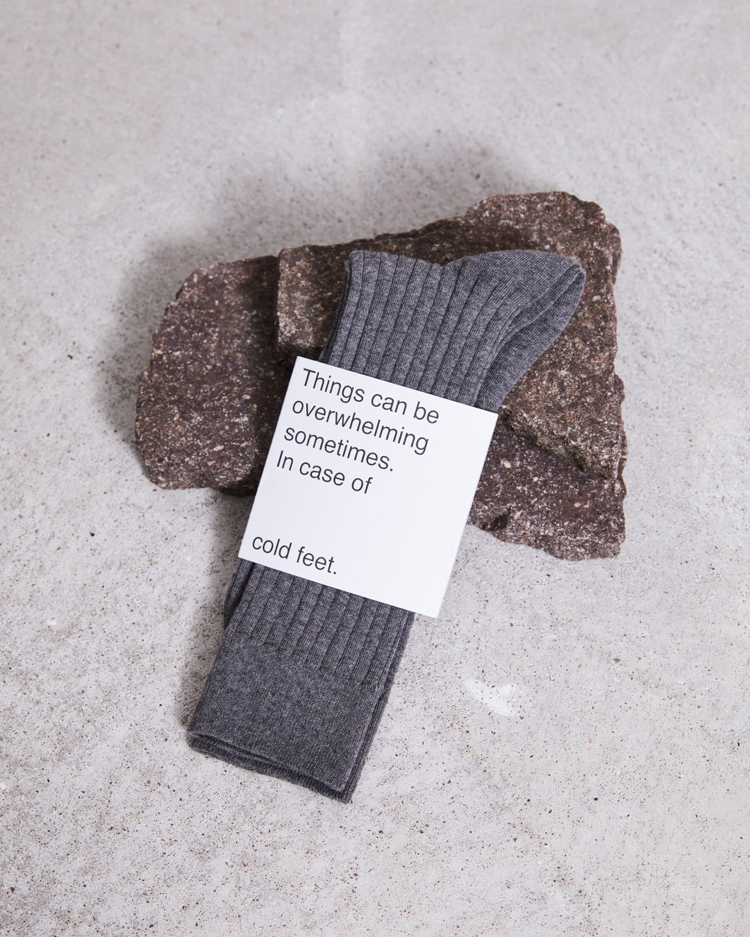 Chaussettes côtelées en coton bio | gris "socks dark grey melange"