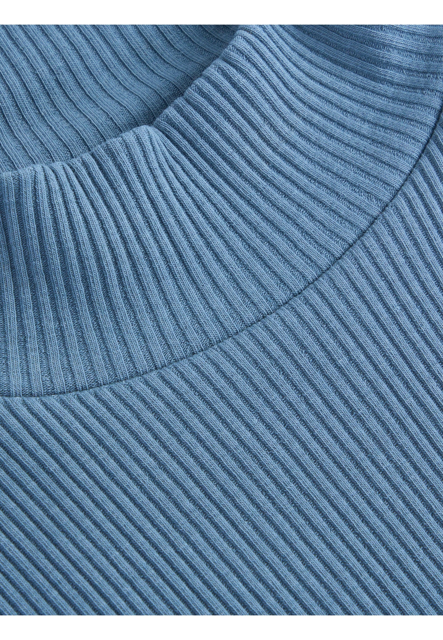 T-shirt col cheminée en coton bio | Bleu "rib high neck short sleeved china blue"