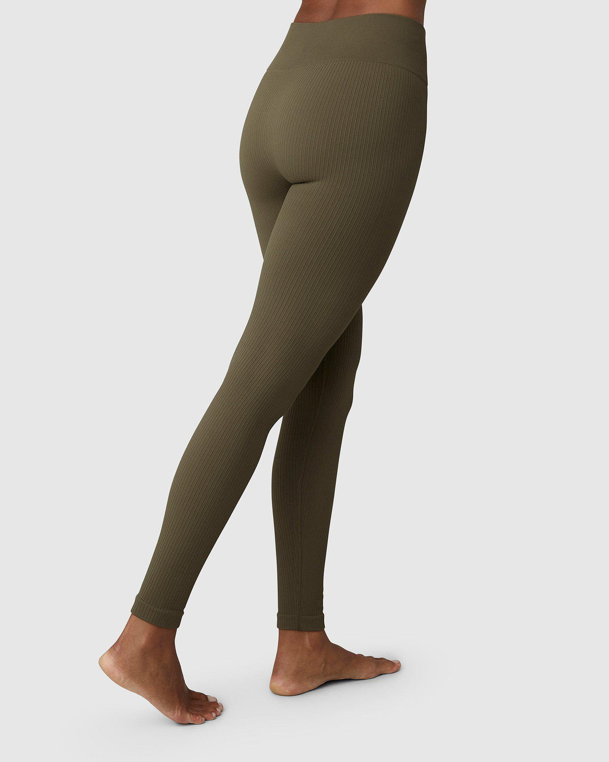 Legging côtelé en matière recyclée | kaki "tyra sage"