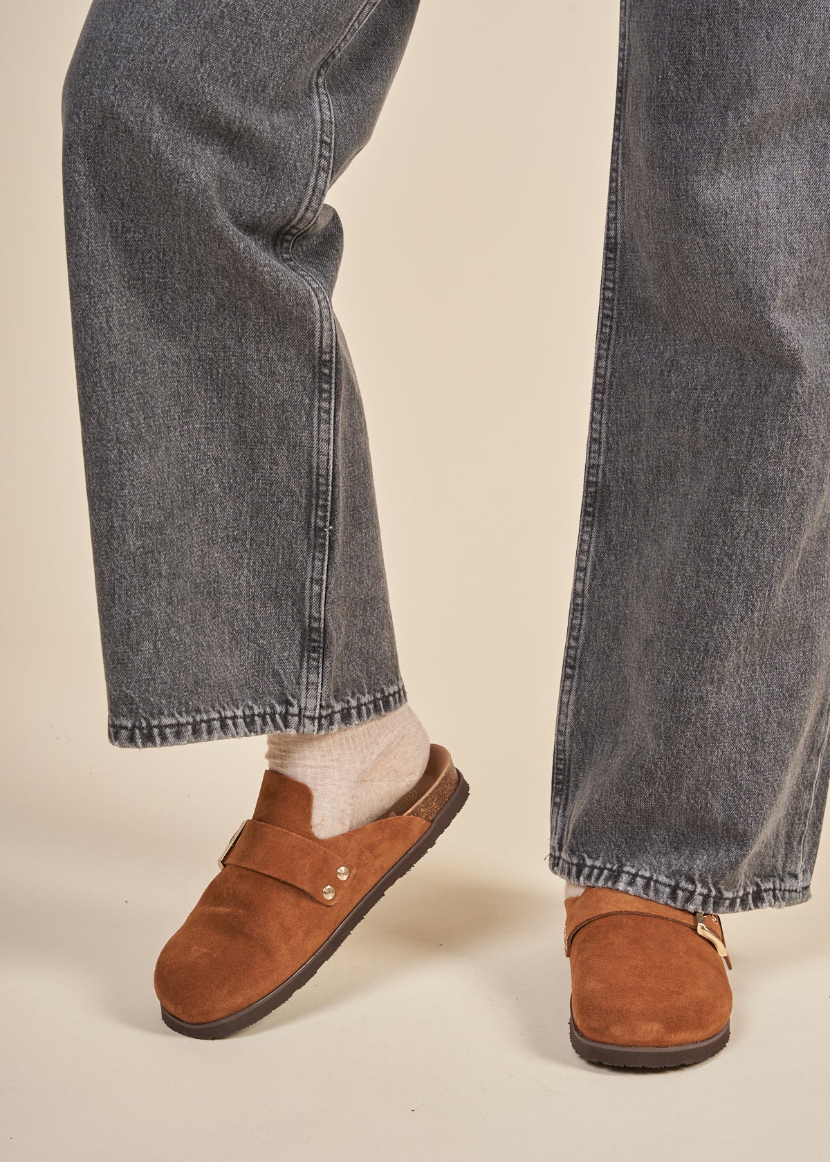 Sabots en croûte de velours certifié | Camel "izar velour camel"