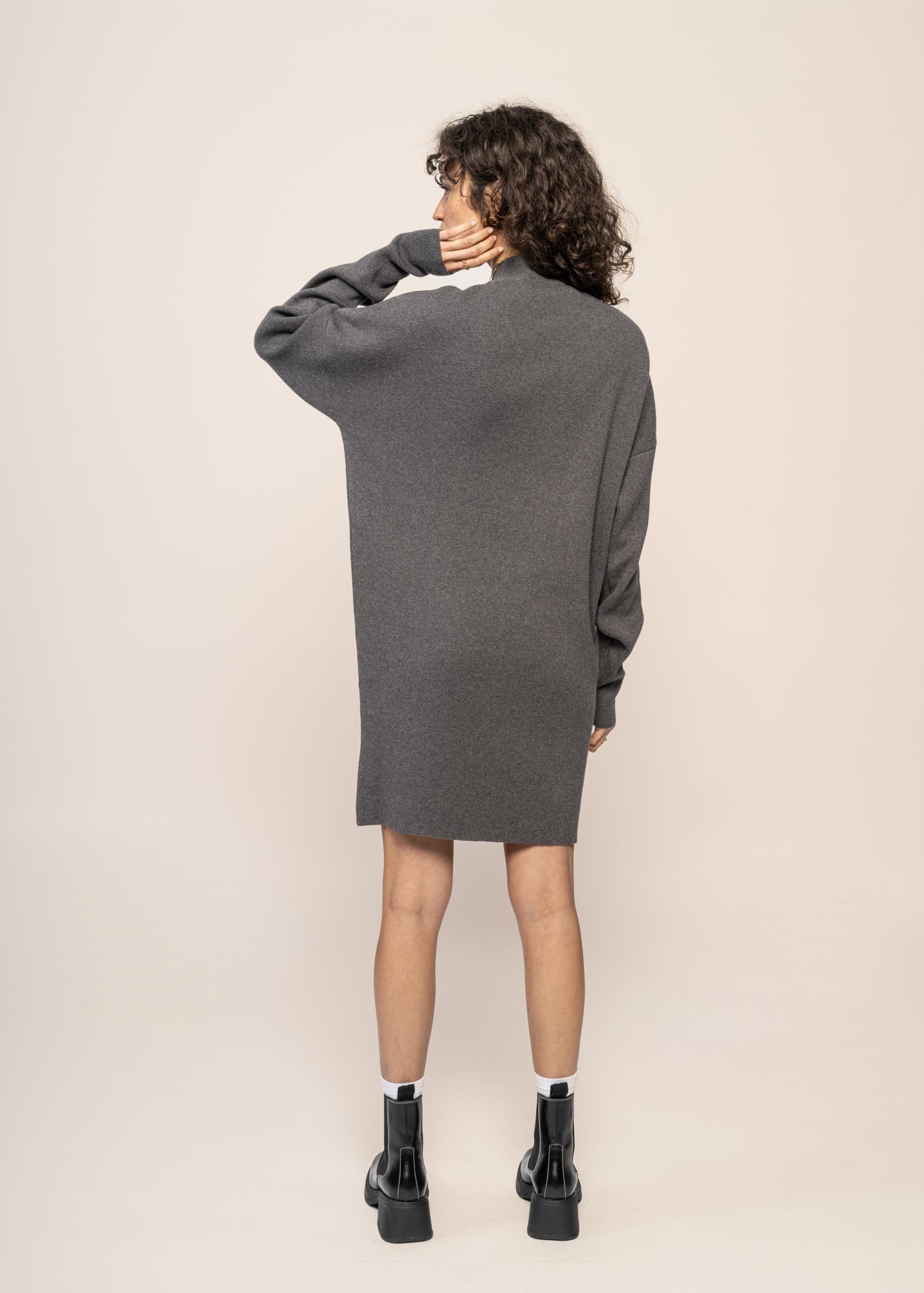 Robe pull en maille de coton bio | Gris "nuna dark grey"