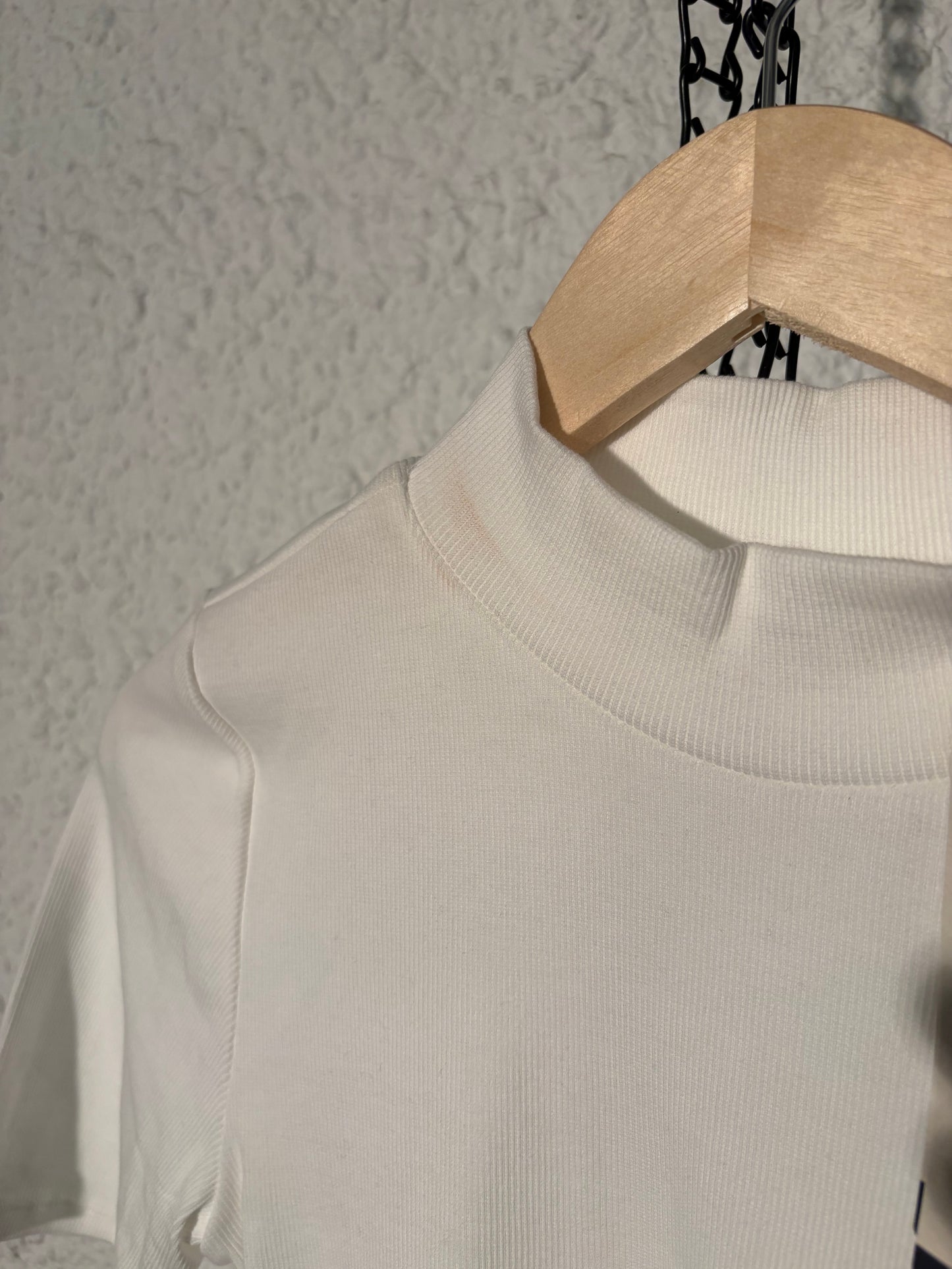 T-shirt côtelé en coton bio | blanc 'rib high neck short sleeved star white'