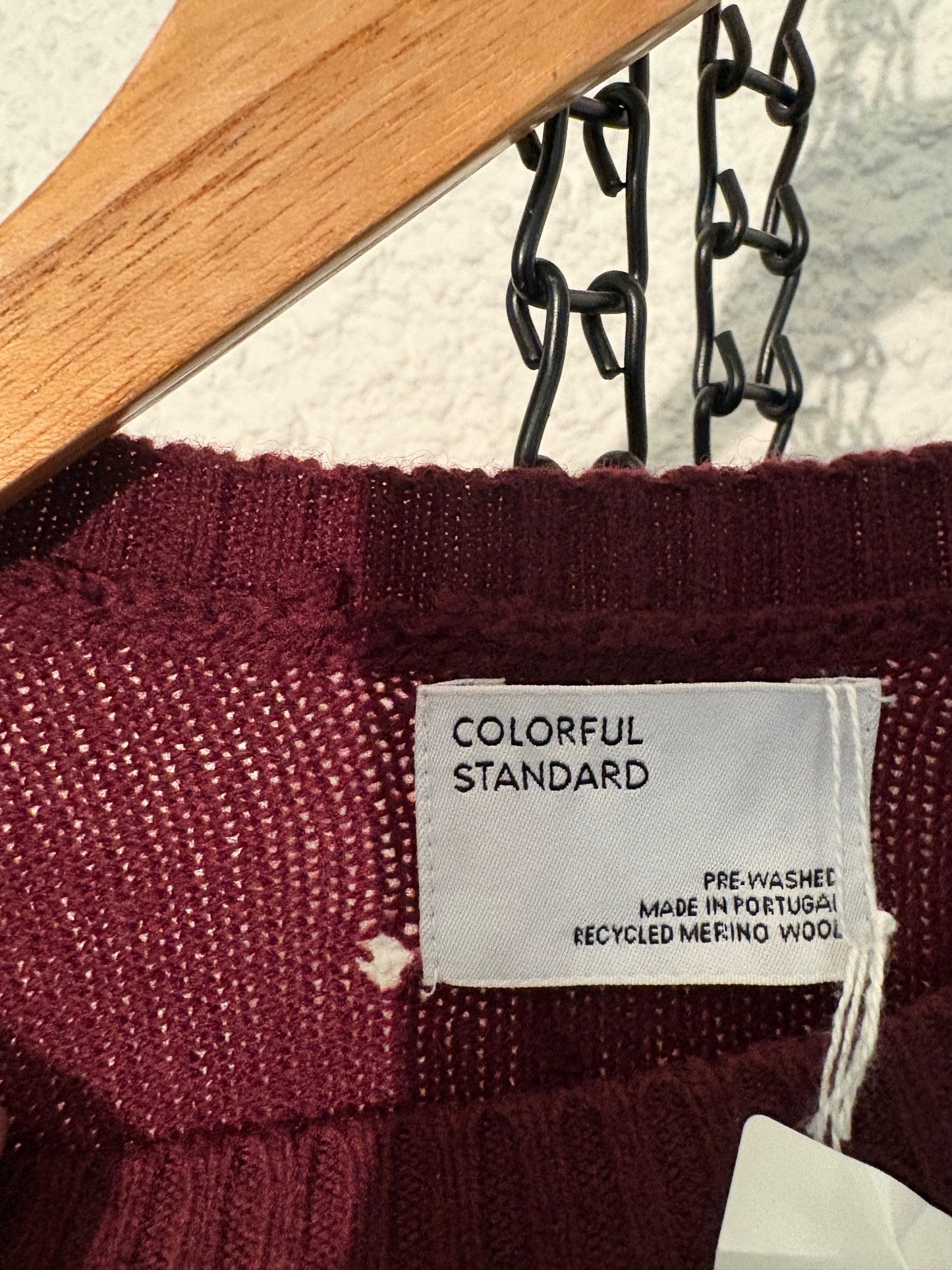 Pull col rond bordeaux en laine mérinos recyclée - oxblood red