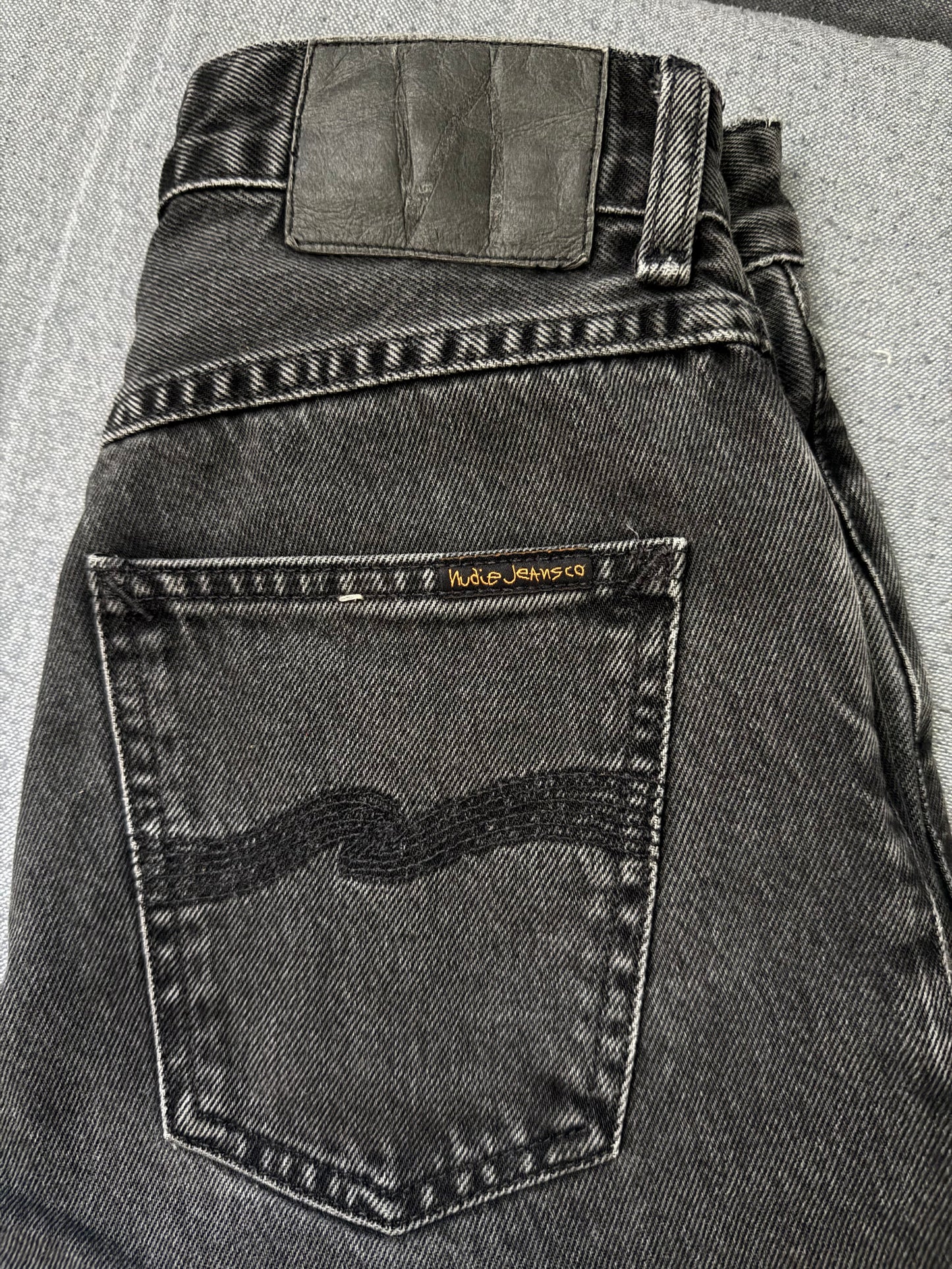 Nudie jeans Mom