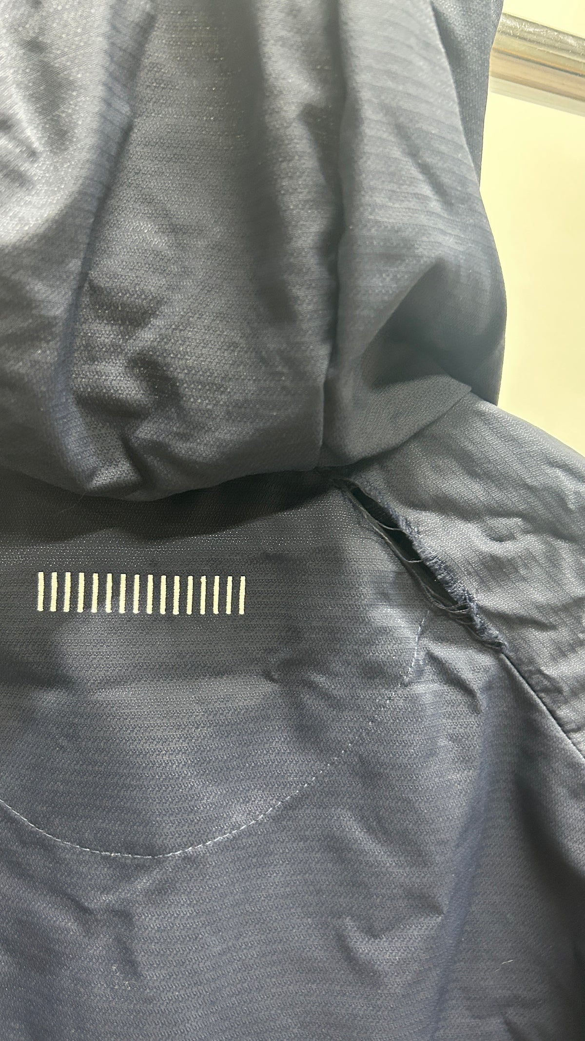 Coupe-vent en matière recyclée | bleu 'technical hoodie water repellent - dark navy'