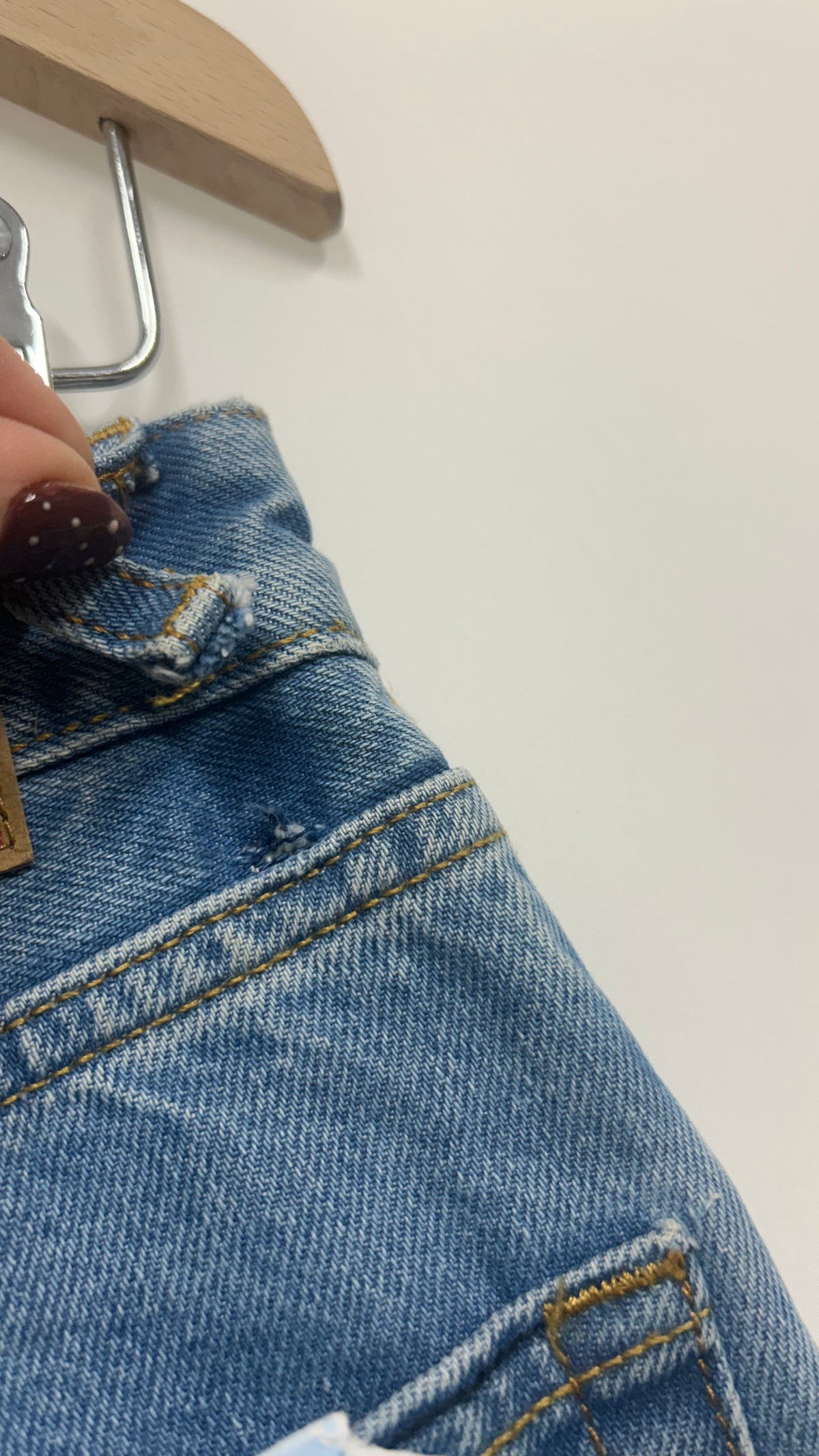 Jean droit en coton bio et recyclé | bleu 'liora cropped clean holo mid vintage'