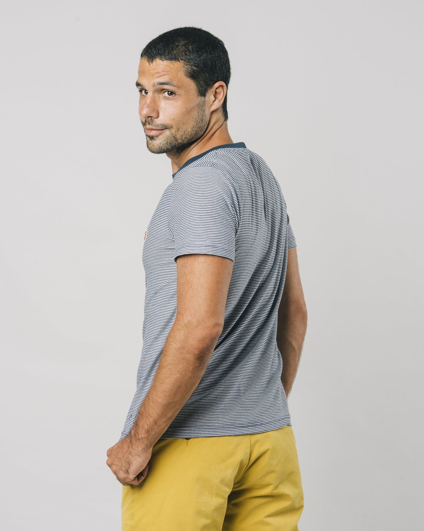 T-shirt marine rayé en coton bio - fugu stripes