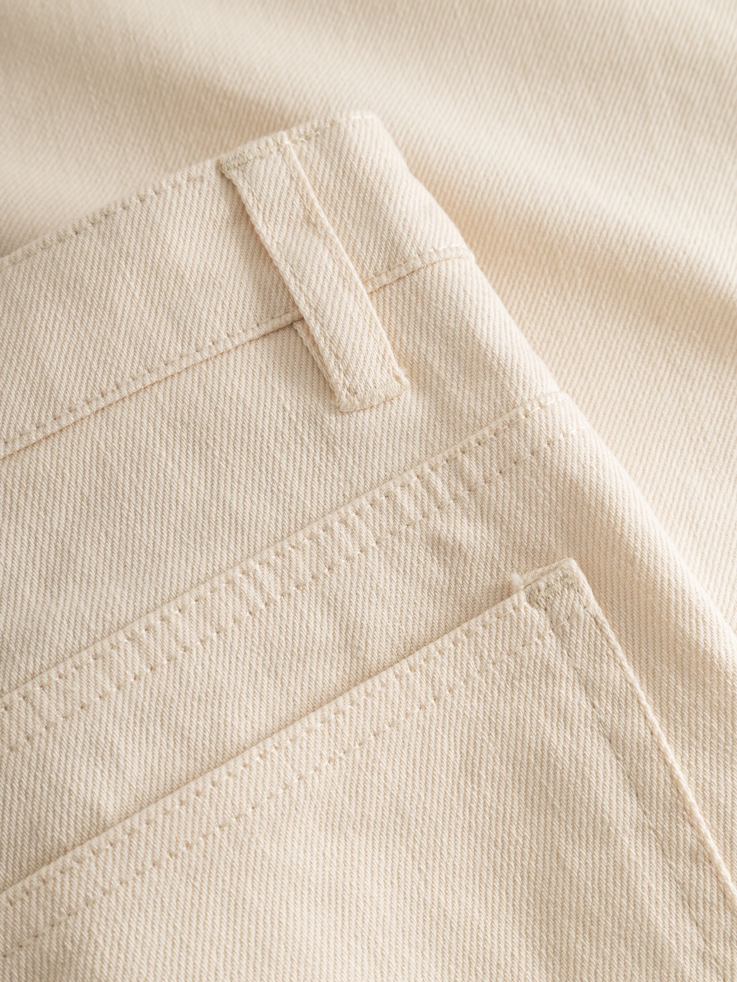 Pantalon en sergé de coton bio | Beige "chloe barrel twill 5-pocket pants buttercream"