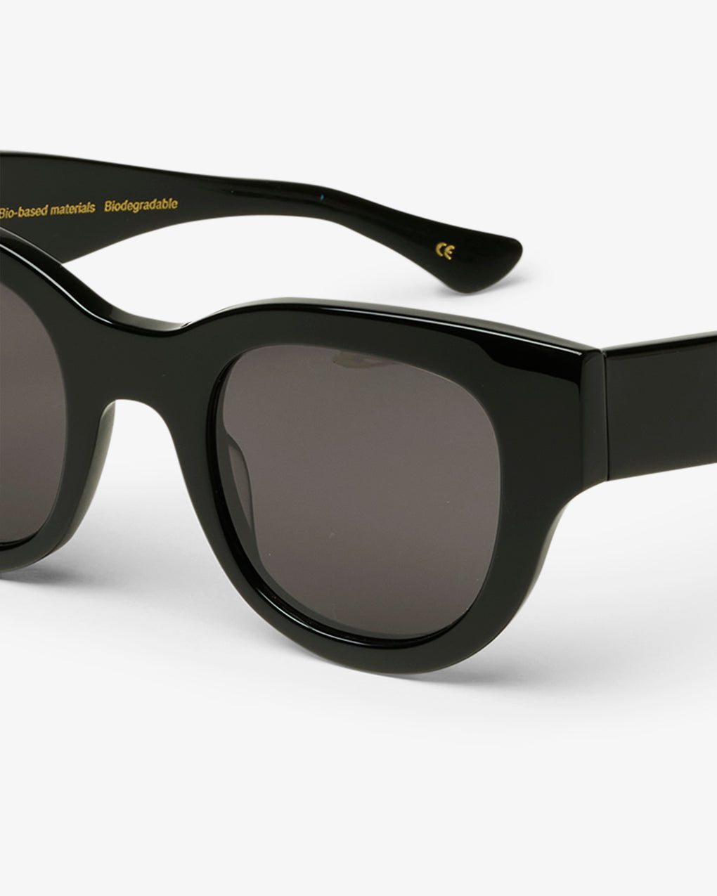 Lunettes de soleil en acetate biodegradable | noir "06 deep black solid black"