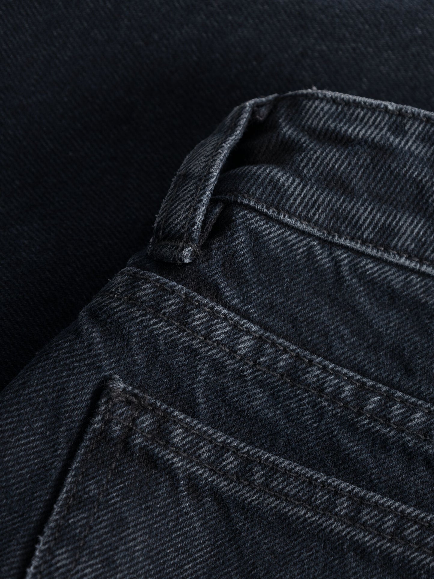 Short en coton recyclé | Noir "reborn™ gale straight mid-rise overdyed black"