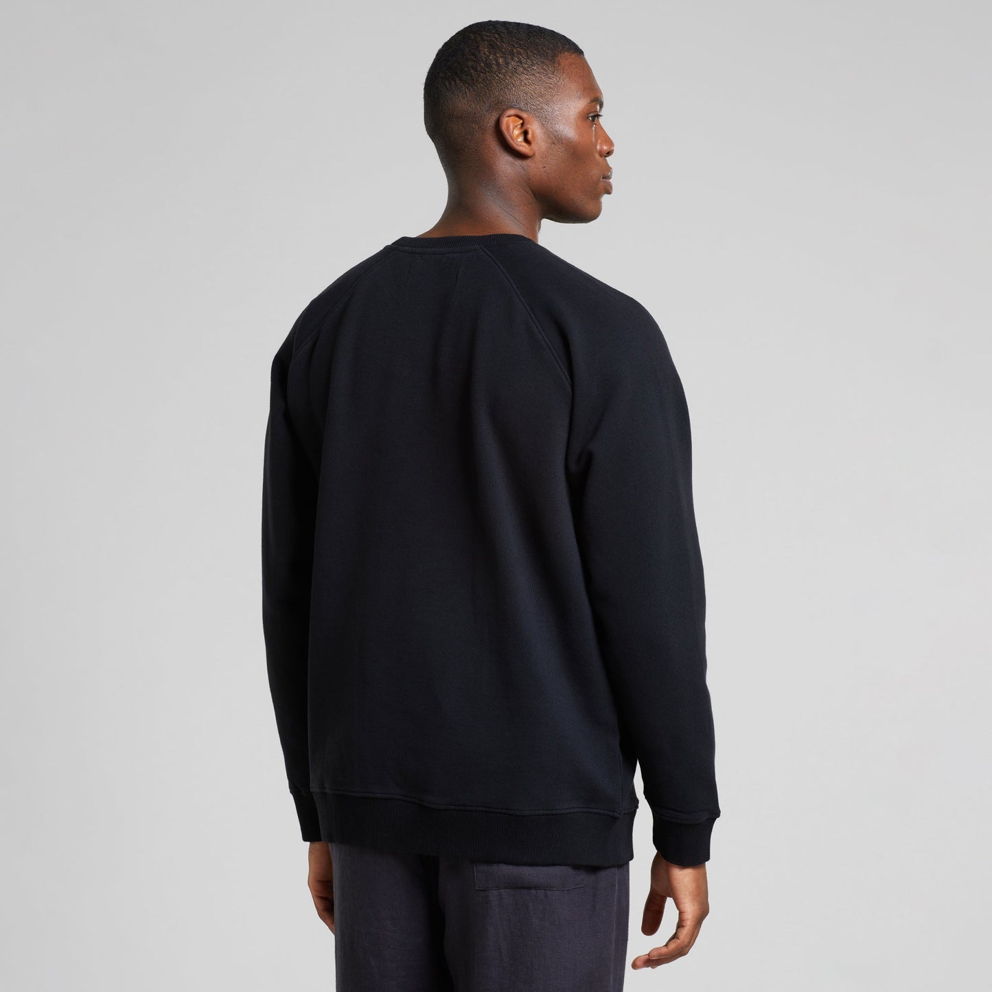 Sweat en coton bio | Noir à motifs "sweatshirt malmoe sunset lines emb black"