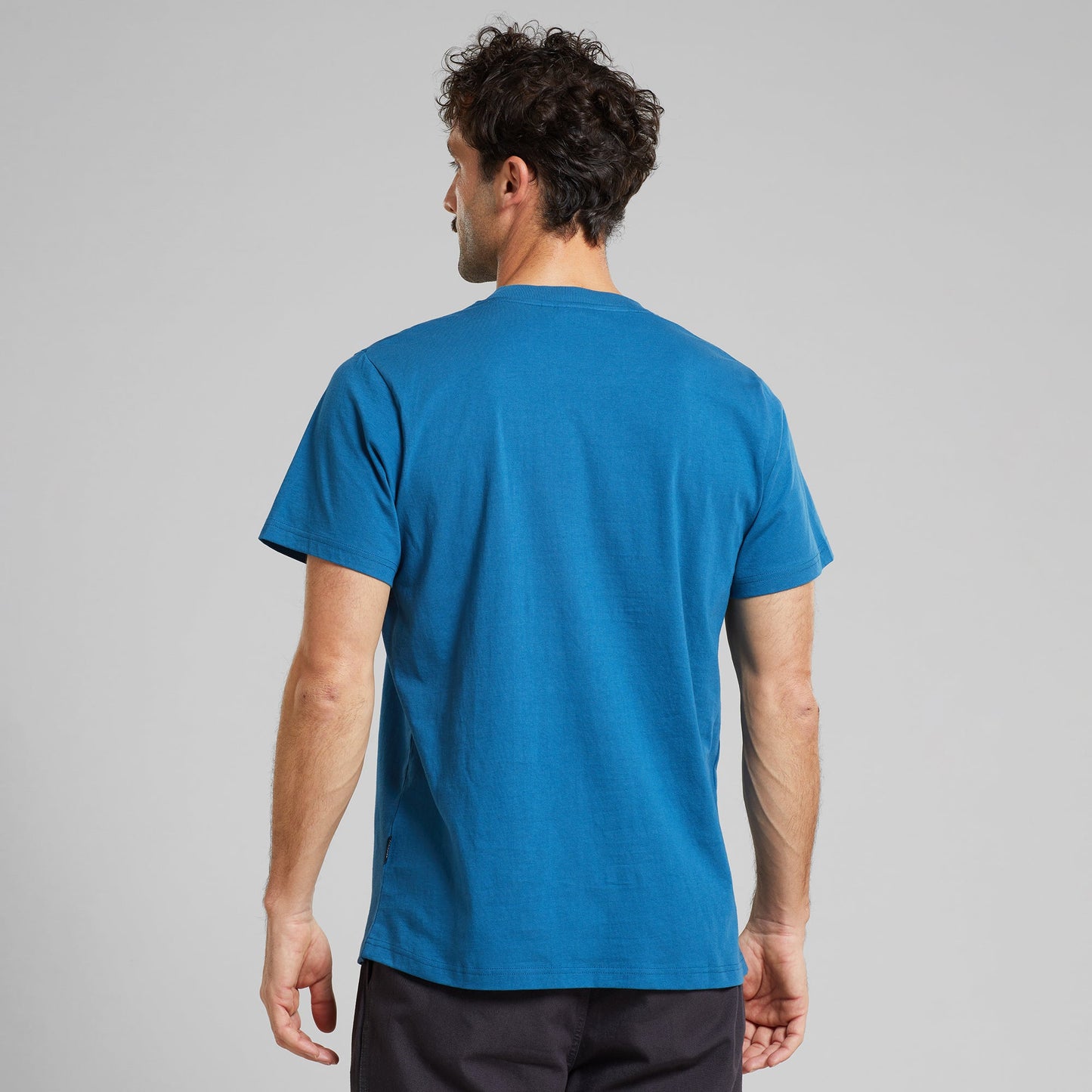 T-shirt en coton bio | Bleu à motifs "t-shirt stockholm seagulls and waves midnight blue"
