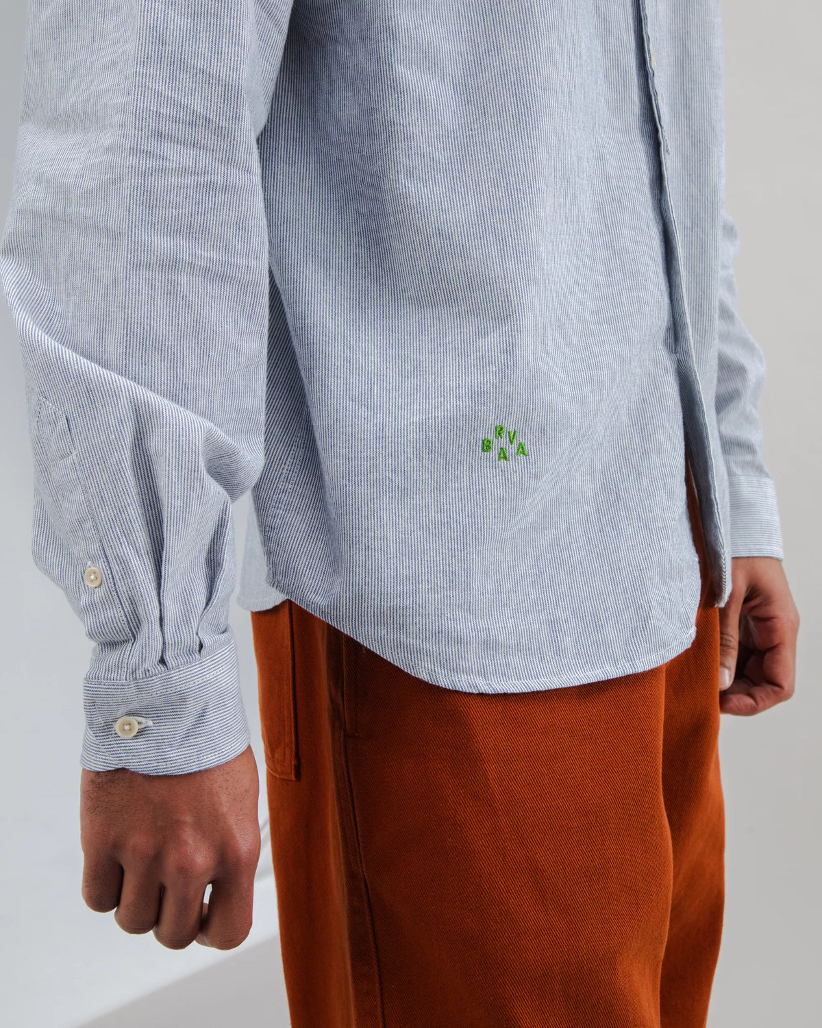 Chemise rayée col mao en coton bio | bleu "pinstripe japanese mao cotton shirt navy"