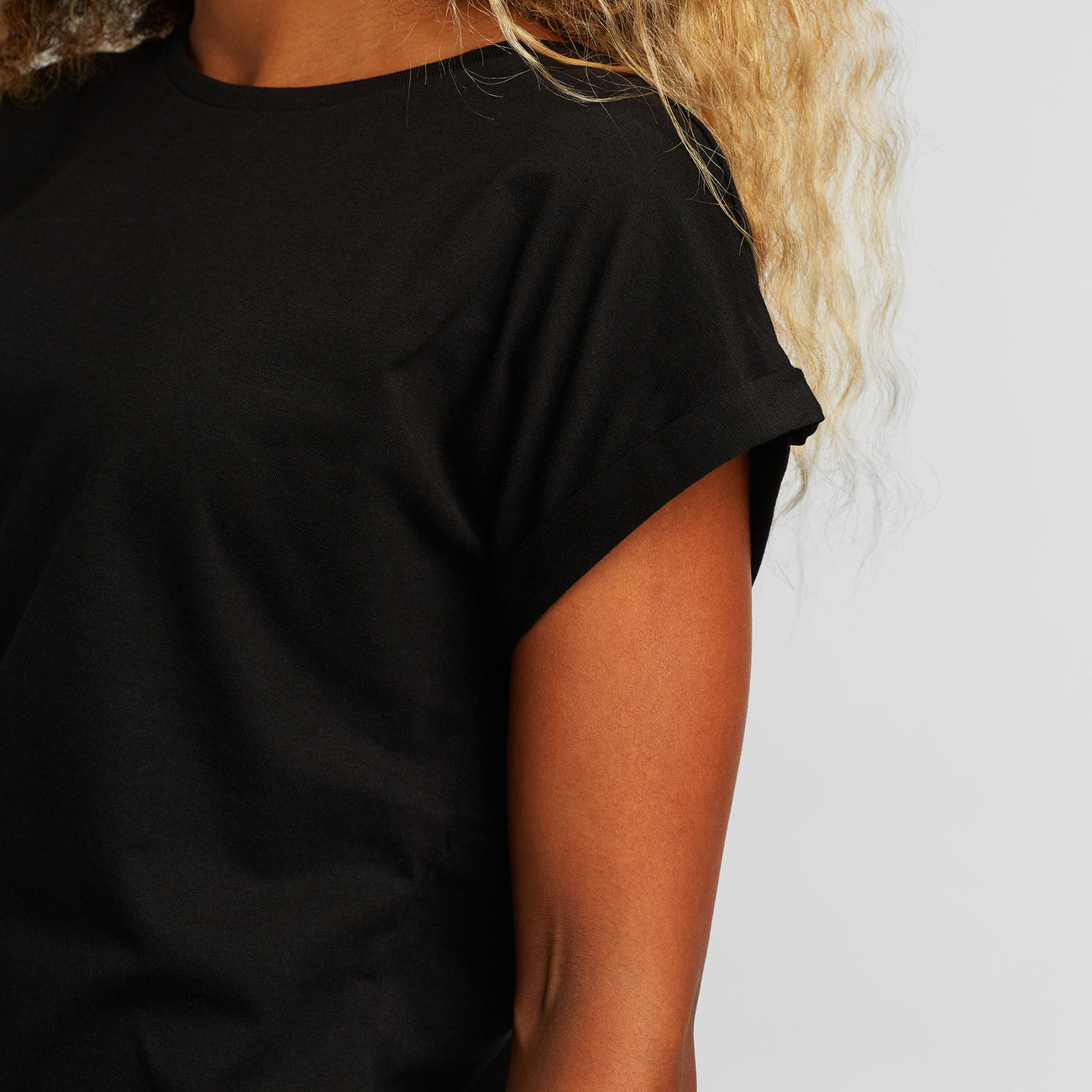 T-shirt en coton bio | Noir "t-shirt visby base black"