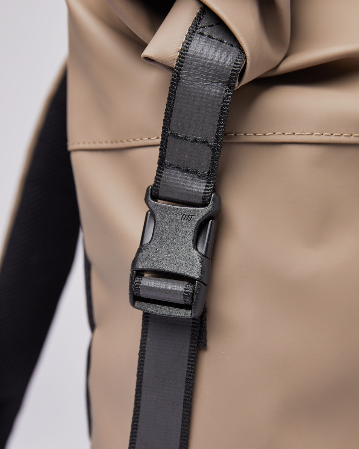 Sac à dos imperméable en matière recyclée | Beige "konrad fossil"