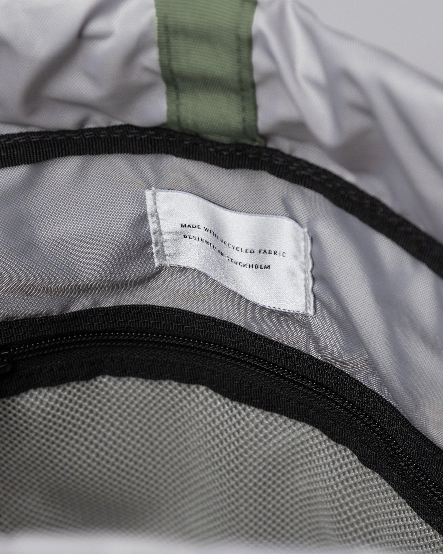 Sac à dos imperméable en matières recyclées | vert "jonatan dawn green"