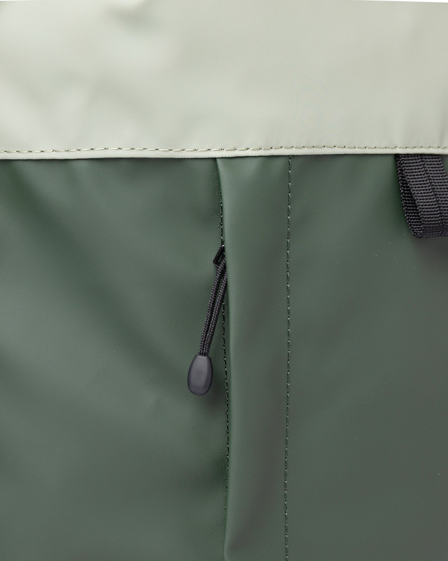 Sac à dos imperméable en matière recyclée | Bicolore "konrad multi green"