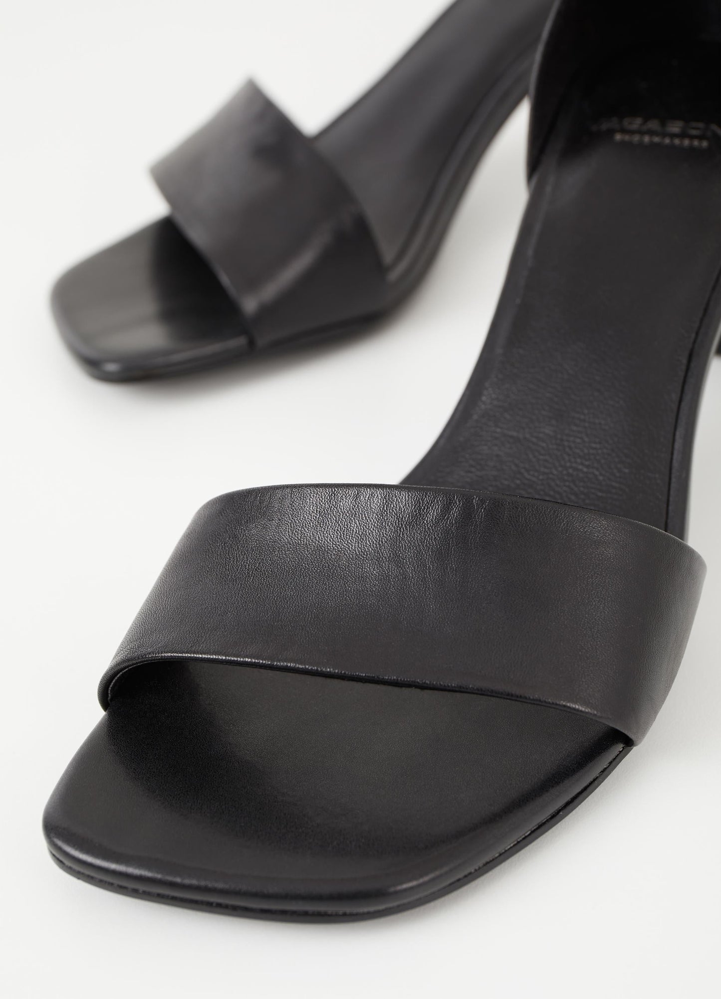 Sandales à talons en cuir certifié | Noir "luisa black"