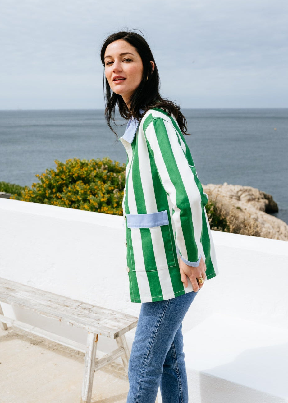 Veste en coton bio | rayé "Revivre - vert gazon / vanille"
