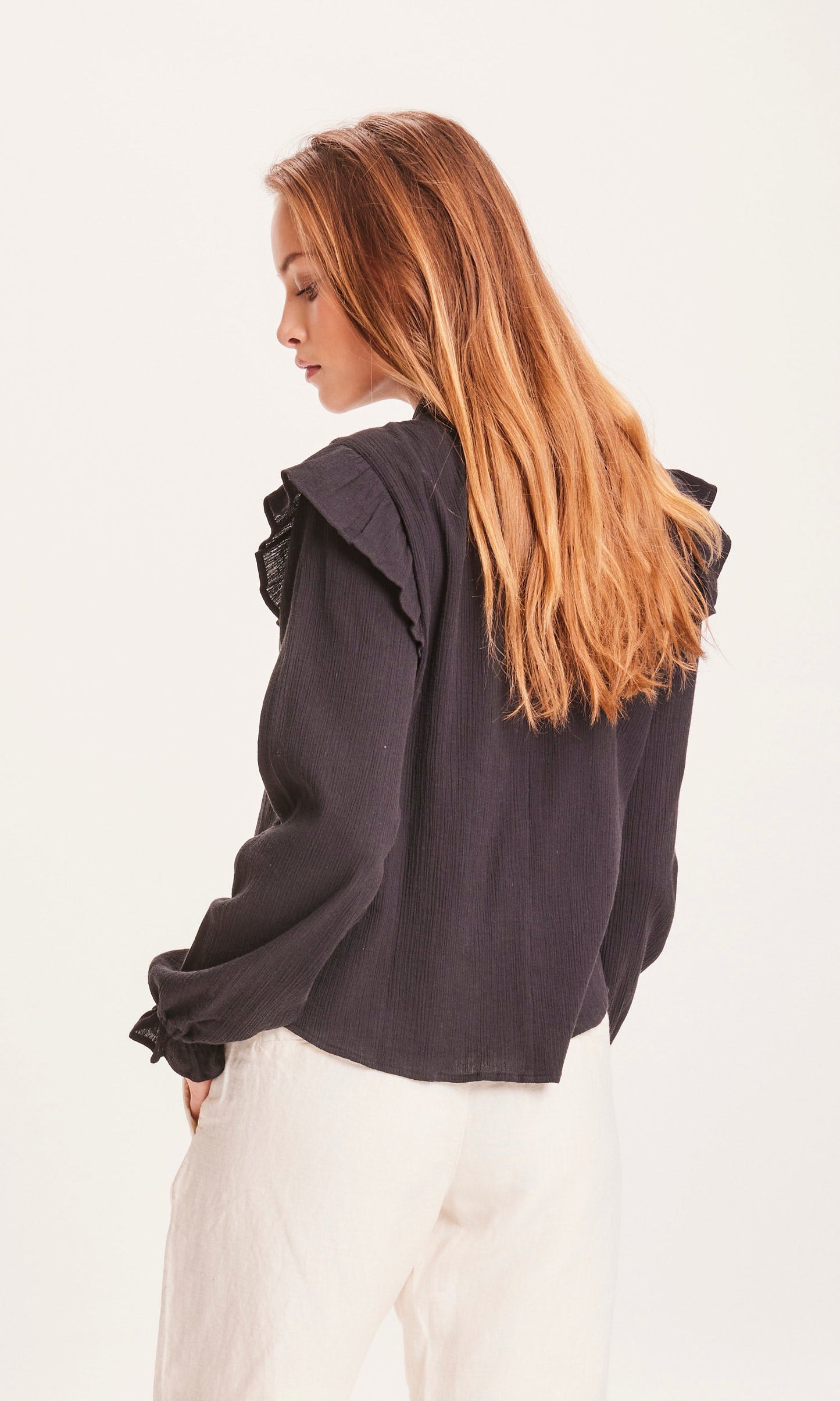 Blouse noire en coton bio - lily