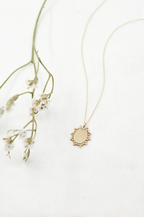 Collier médaillon en or recyclé 9ct - Gold Filigree medaillon