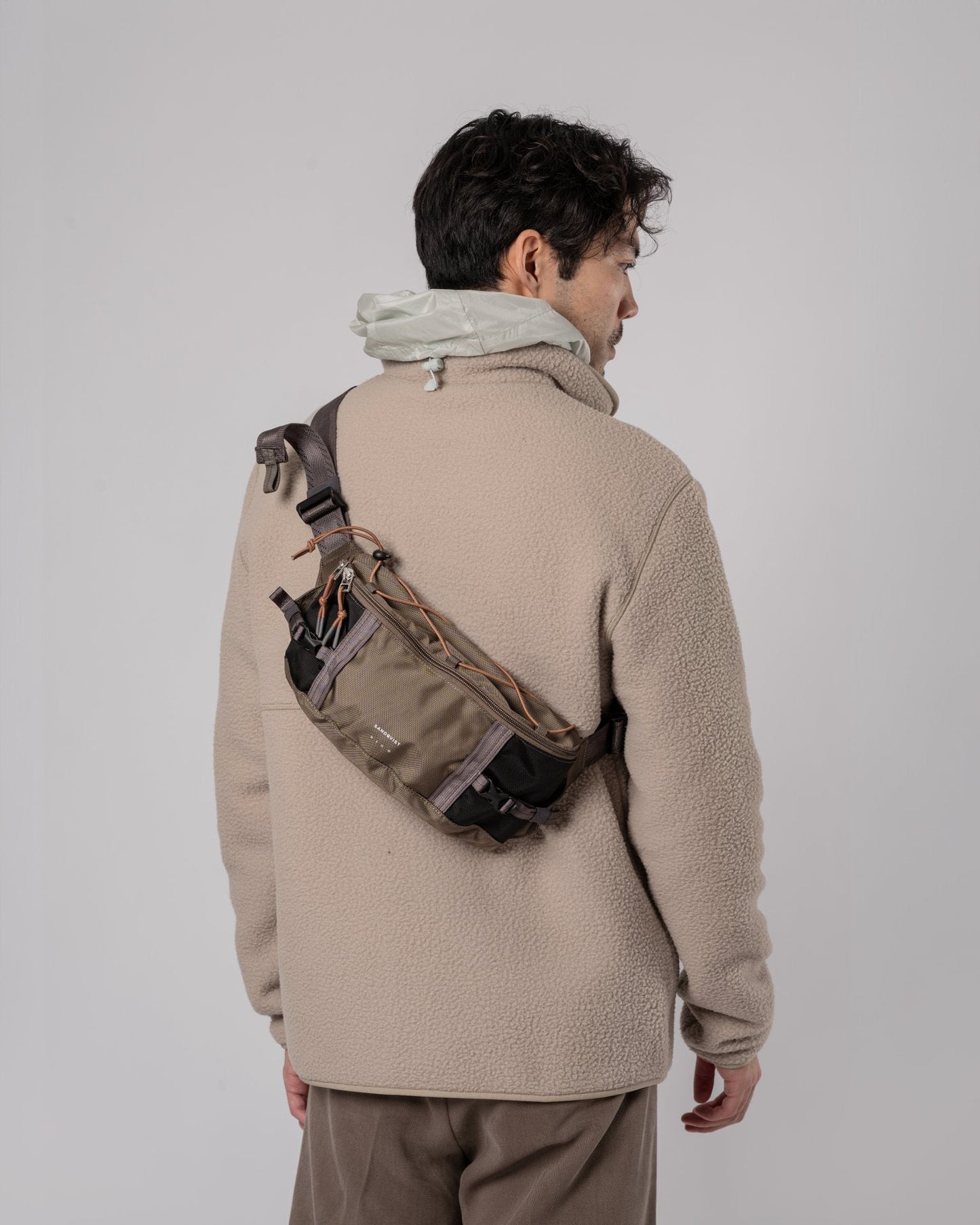 Banane en matière recyclée | marron "allterrain hike multi brown"