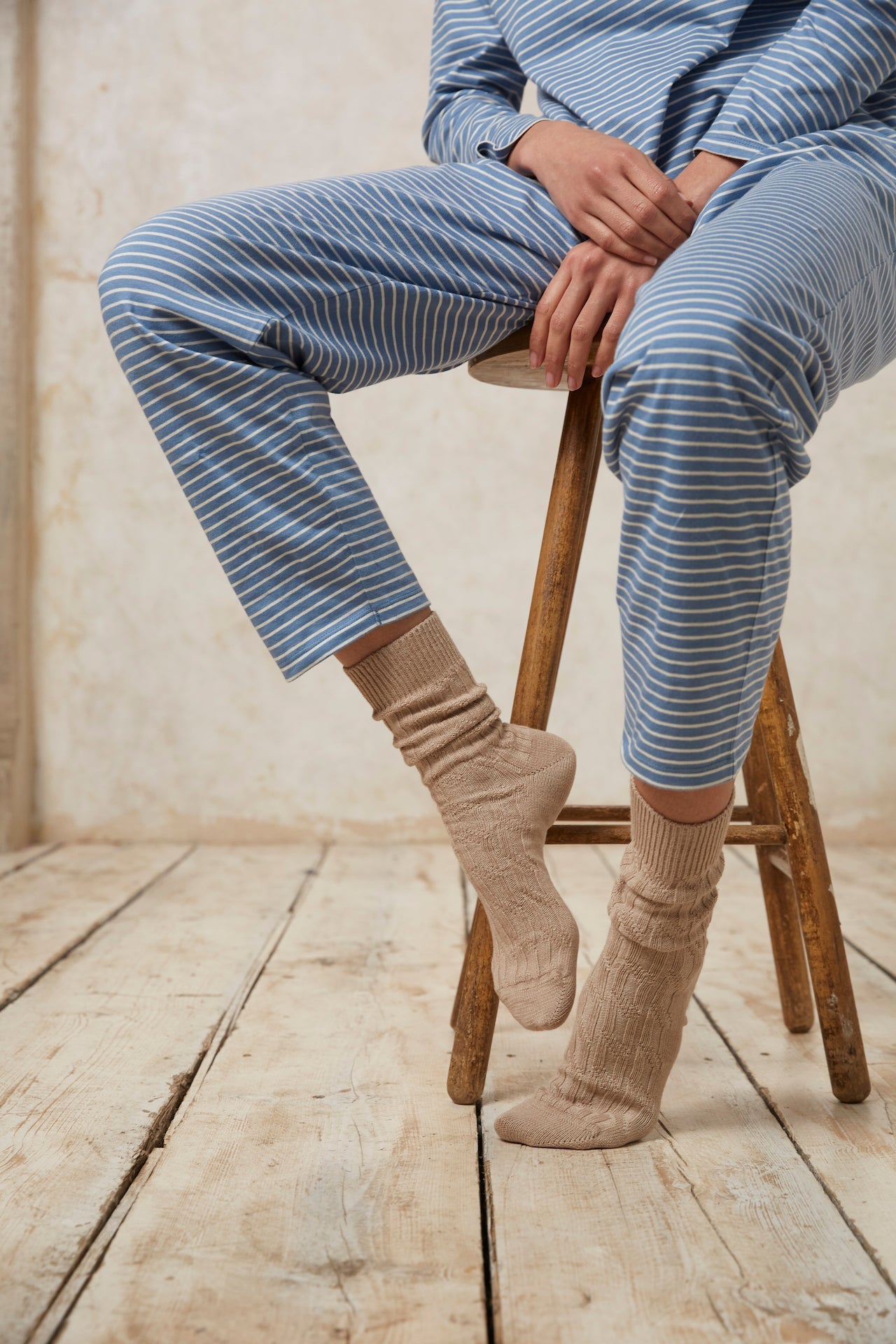 Chaussettes beige en coton bio - cable socks stone