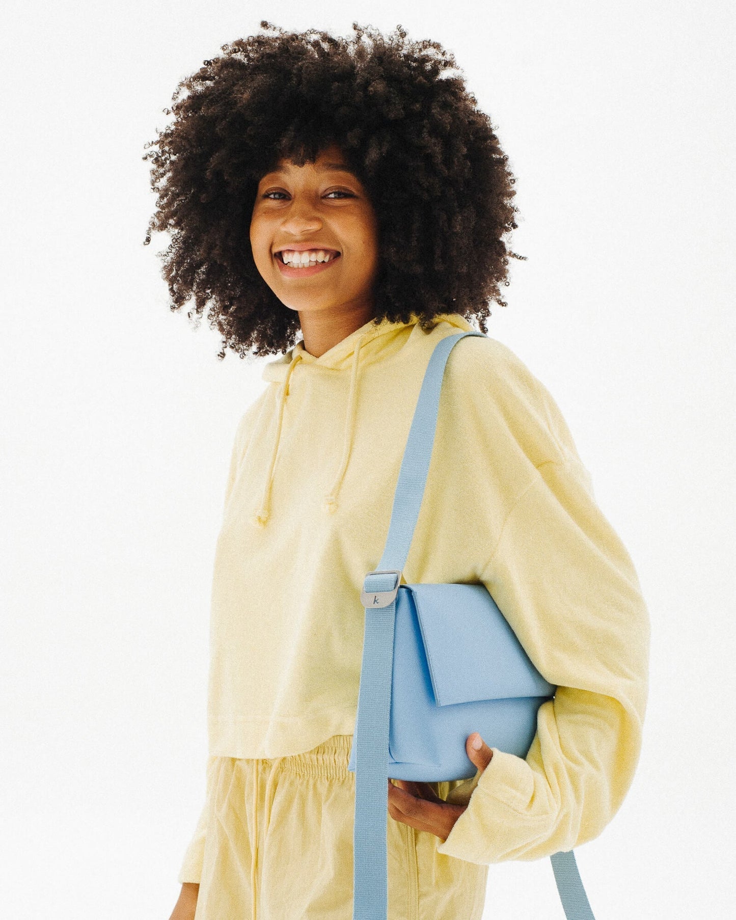Sac bandoulière bleu ciel en matières recyclées - crossbody bag lightblue