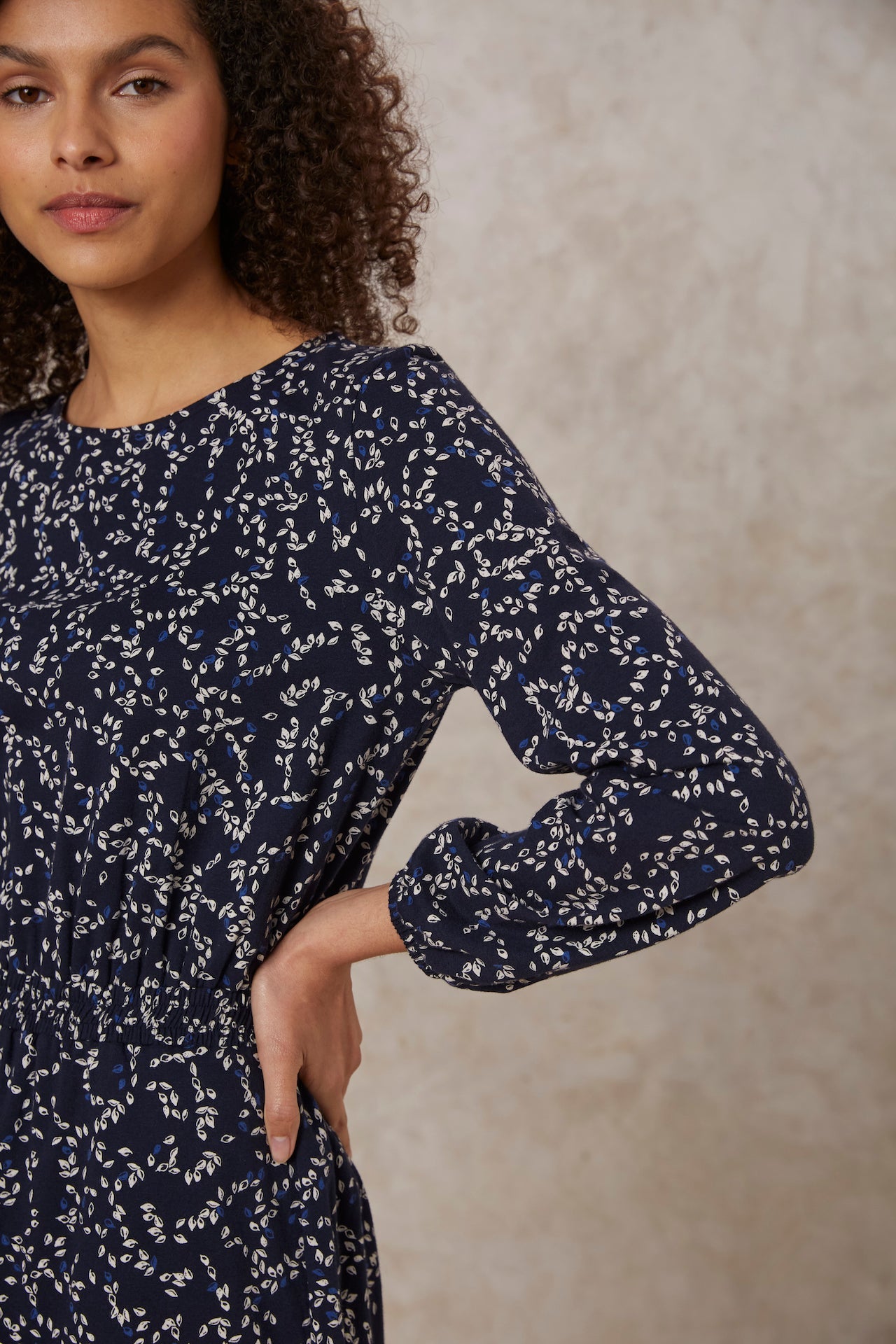 robe marine à motifs en coton bio - marta leaf dress navy