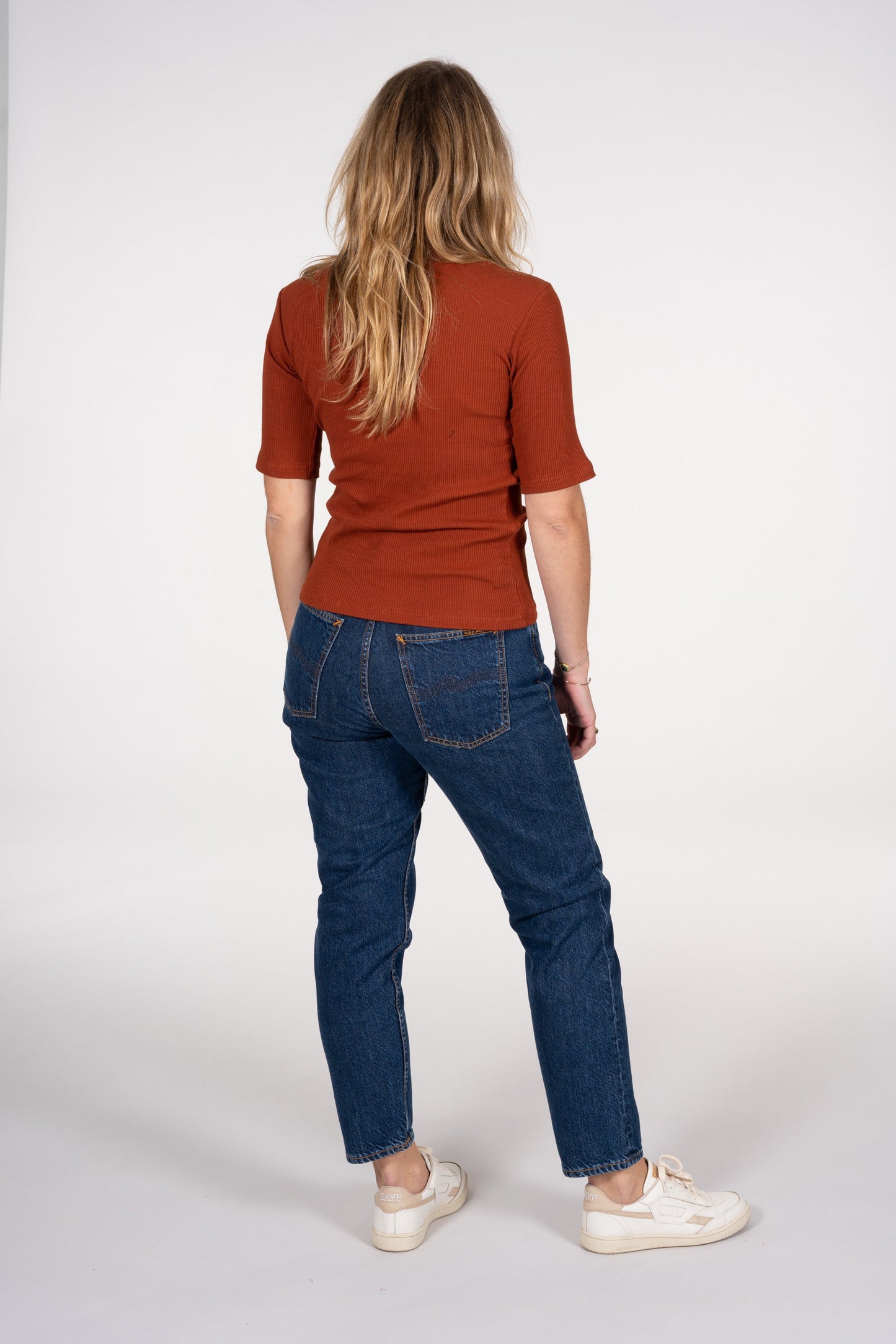 T-shirt col cheminée en coton bio | Orange "rib high neck short sleeved orange"