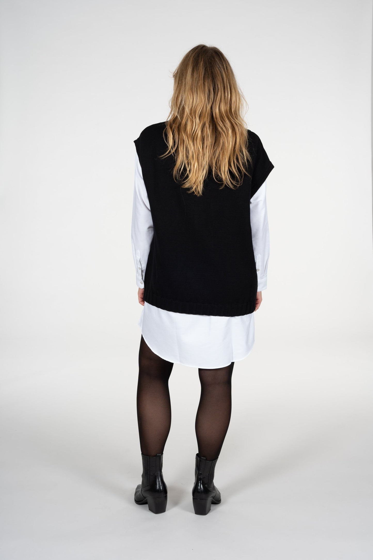 Pull sans manches noir en coton bio - Lenee black