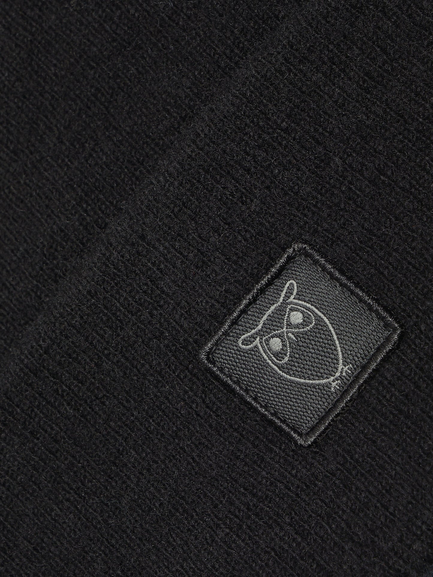 Bonnet en laine bio | noir "double layer wool beanie - black jet"