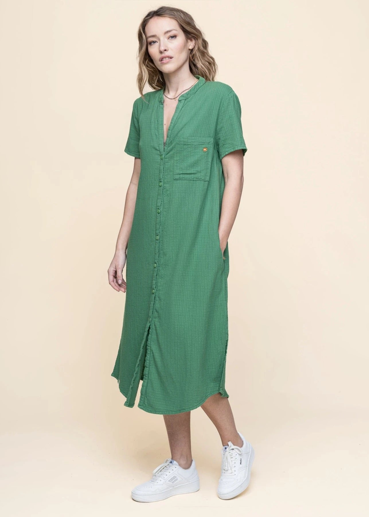 Robe longue seersucker en coton bio | vert "Bouleversement - vert gazon"