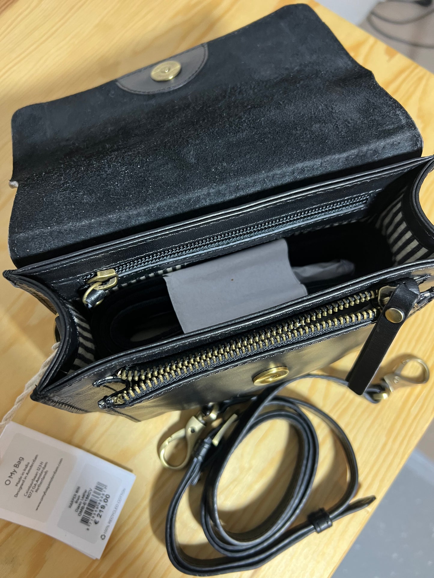 Sac à main bandoulière en cuir certifié | Noir 'harper mini black classic leather'