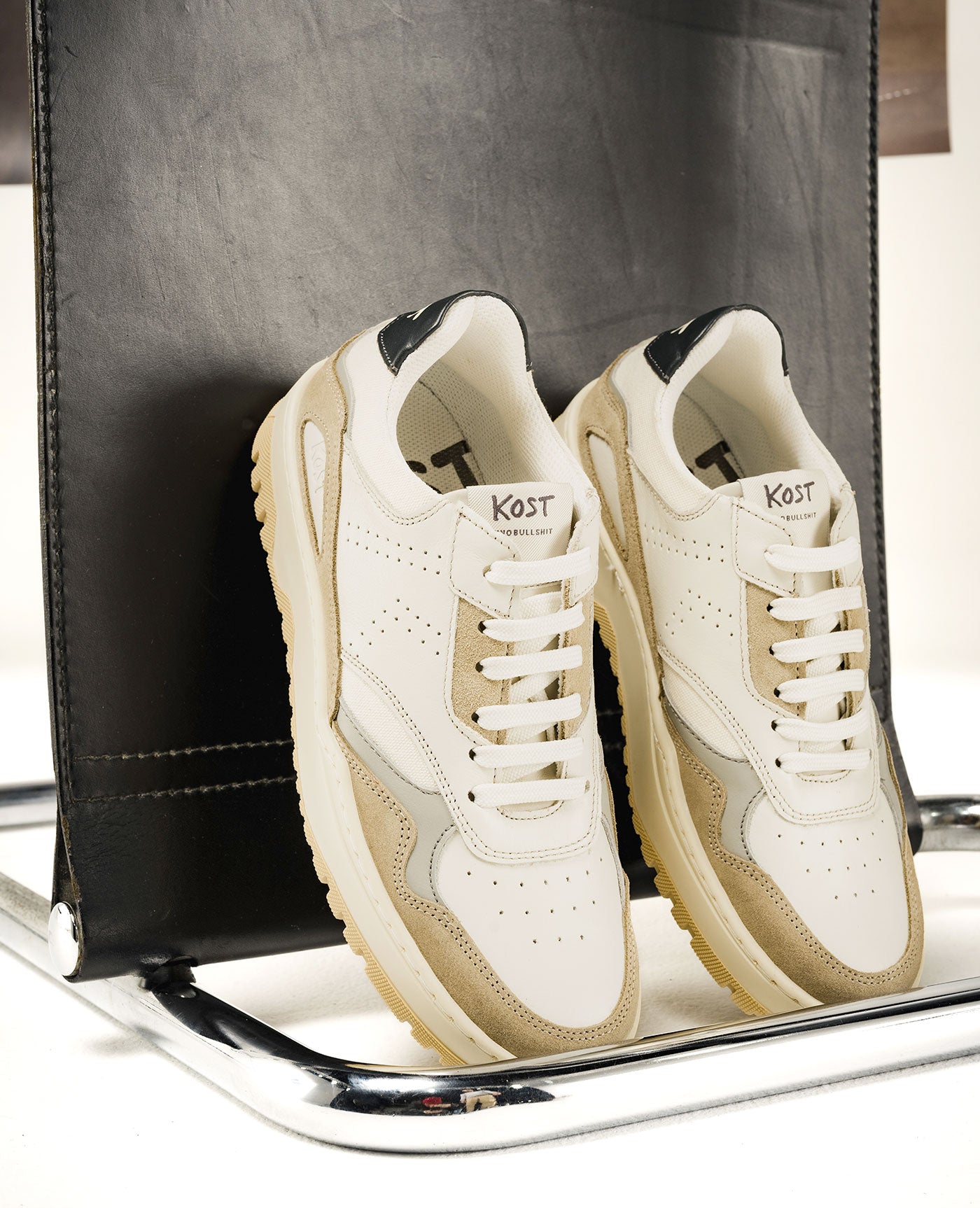 Baskets en cuir européen certifié | écru et taupe "jayden"