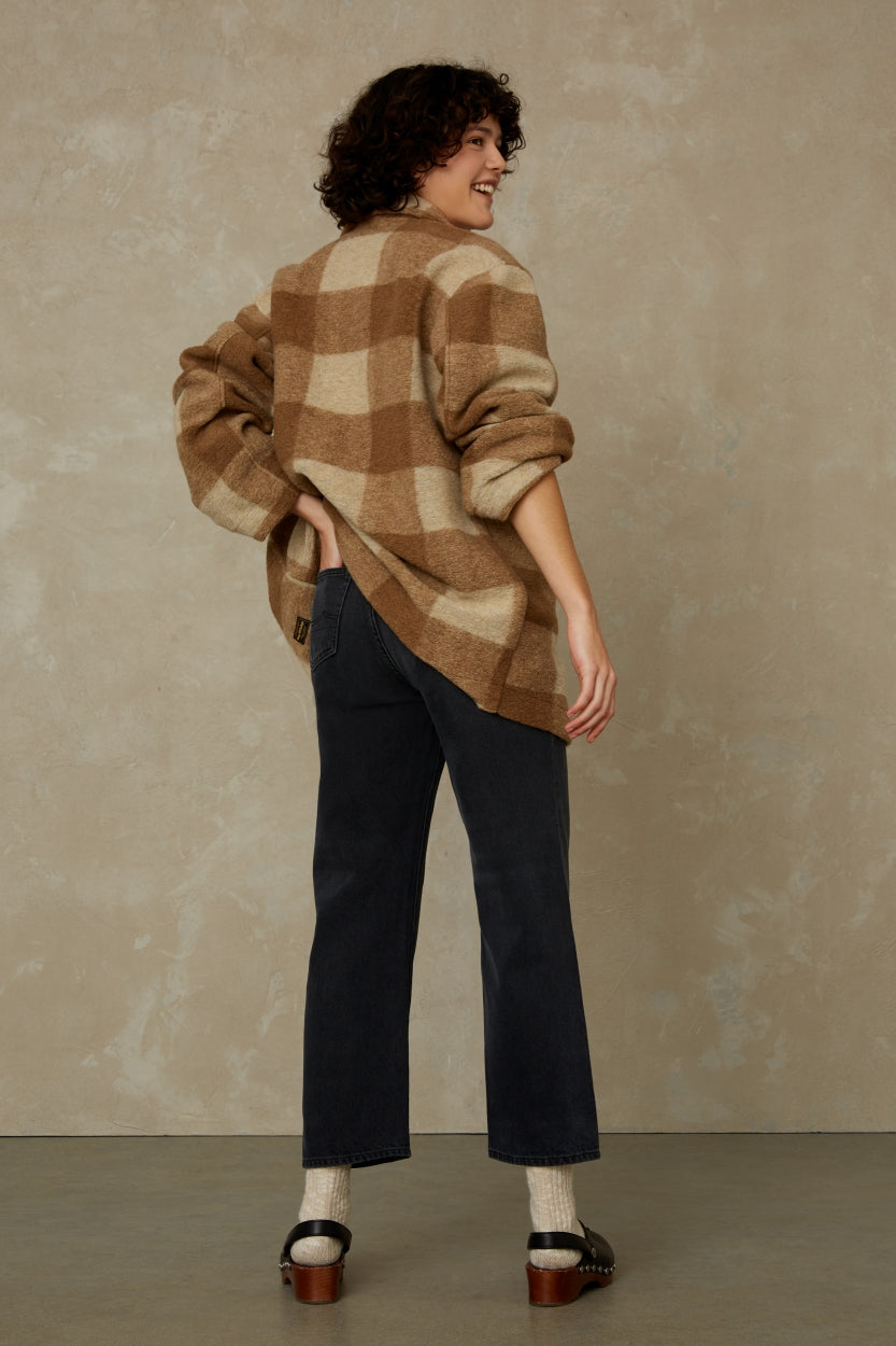 Veste à carreaux oversize en laine recyclée | beige et marron "ariko caramel check"