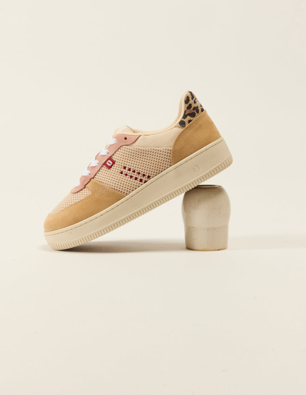 Baskets en cuir certifié | beige "baskets basses maxence f - ambre blanc nude"