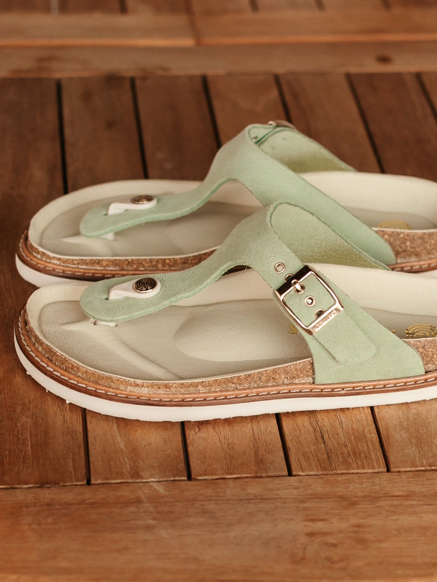 Sandales vertes en cuir certifié - rosas verde