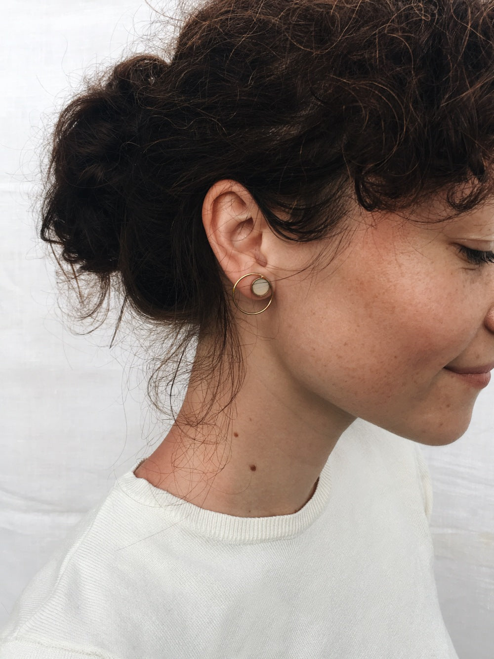 Boucles d'oreilles en argent plaqué or | Pierre en opale "earrings in circle gold"