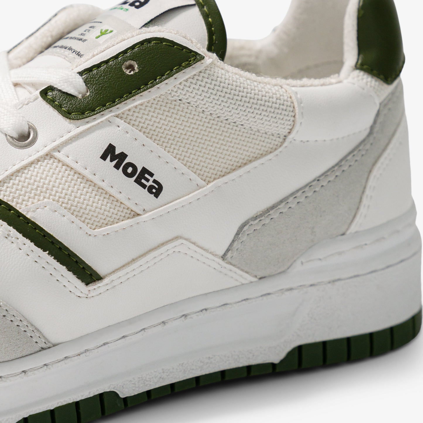 Baskets vegan en matière végétale | vert "gen2 cactus white & green"