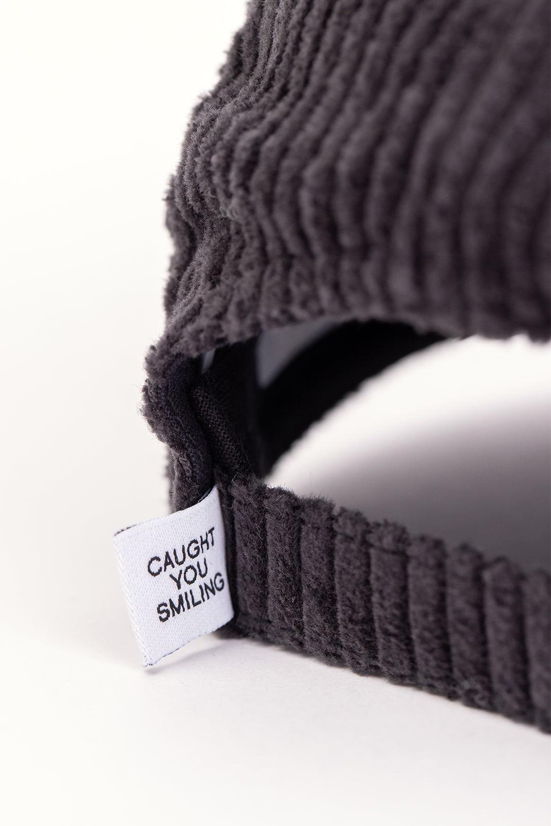Casquette anthracite 5 panneaux en velours de coton bio - label corduroy 5 panel cap charcoal