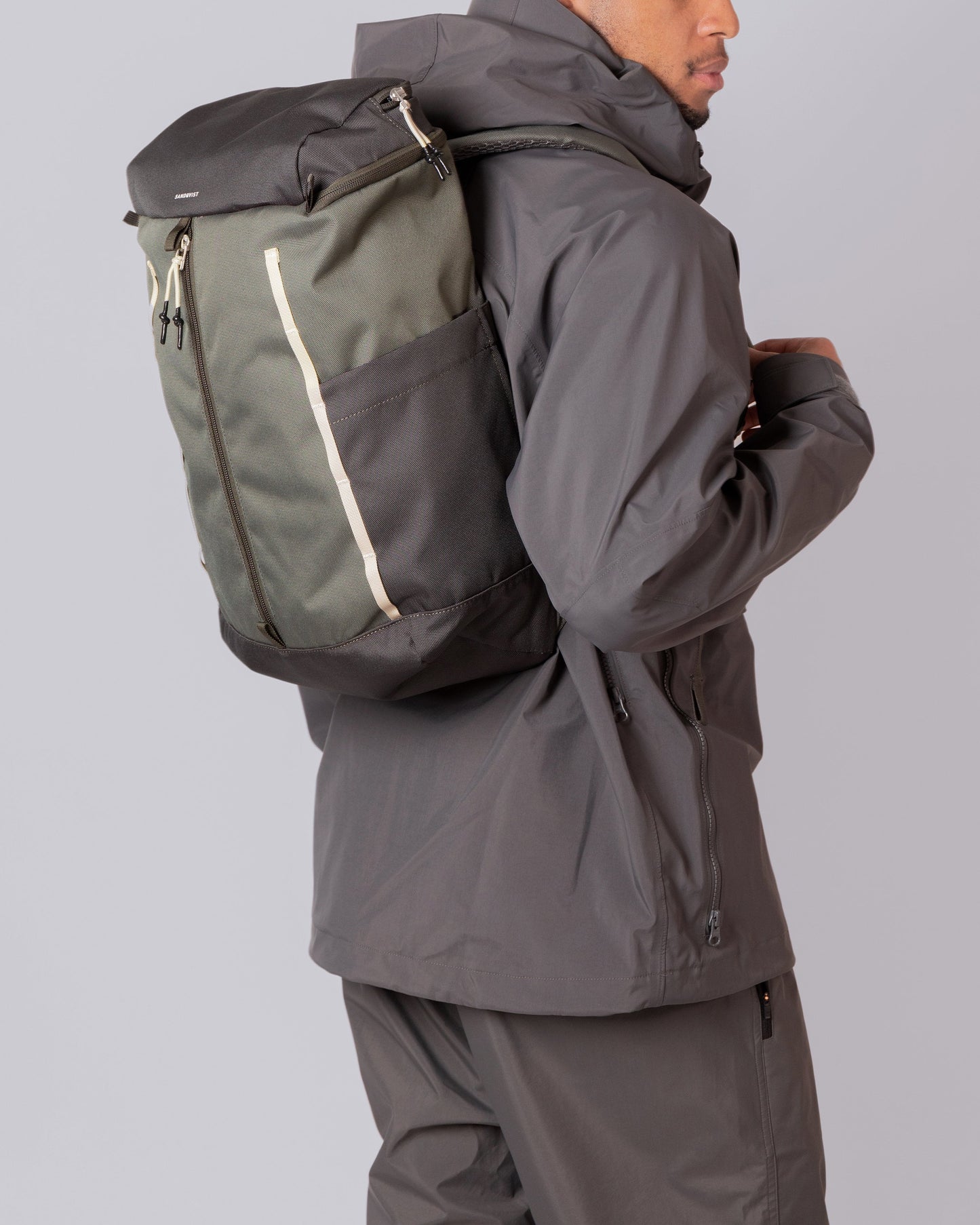 Sac à dos vert en matières recyclées - sune multi green with green webbing