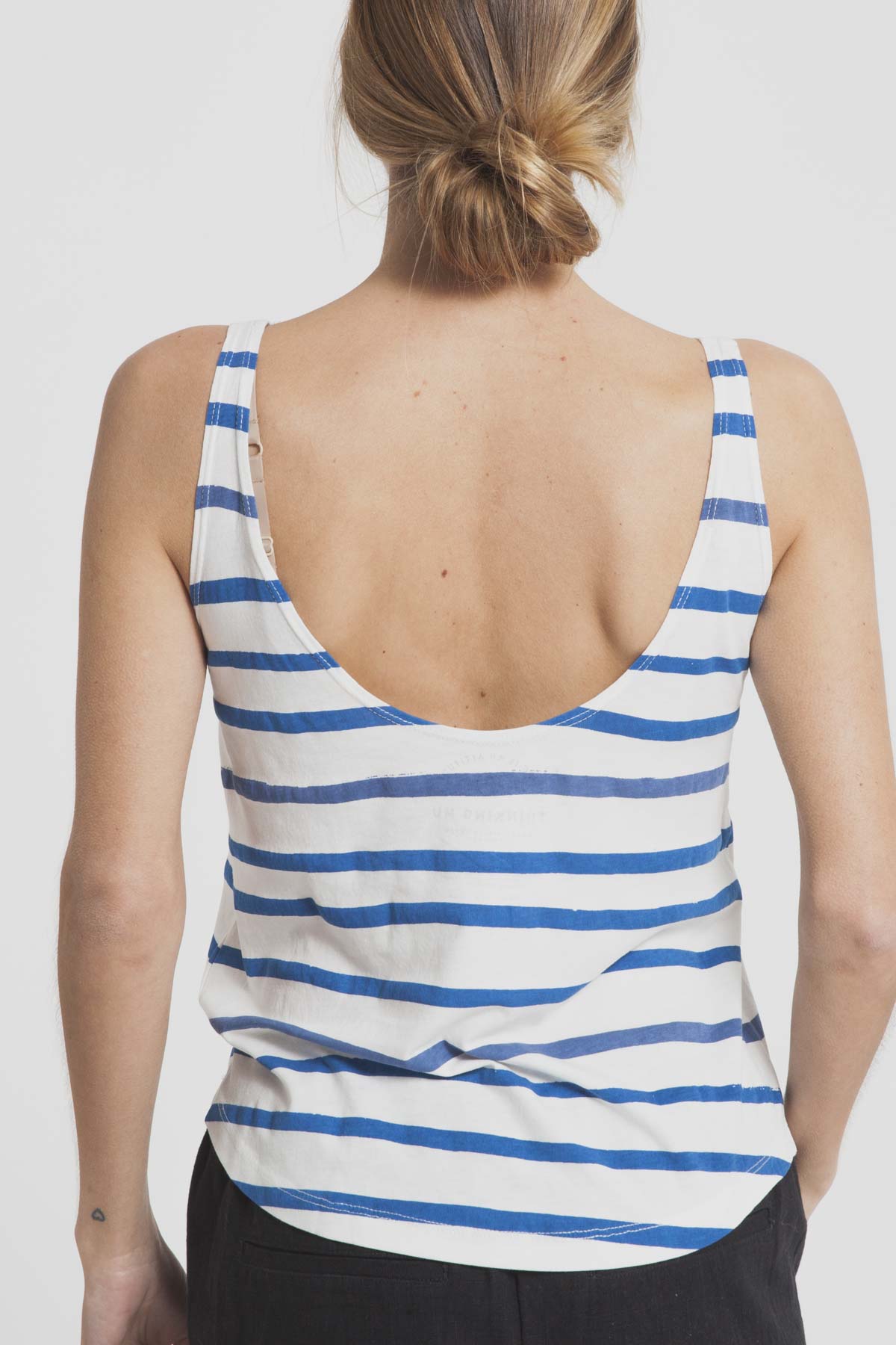 Top rayures bleues en coton bio