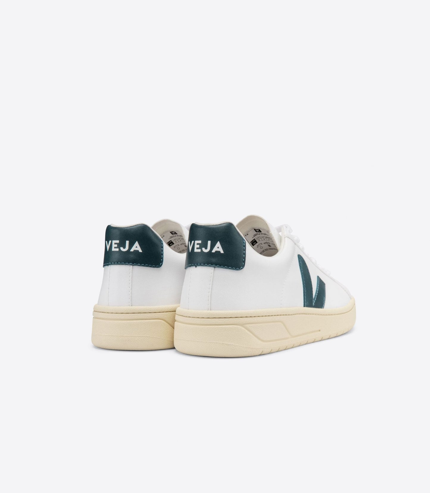 Baskets Urca C.W.L. white nautico butter