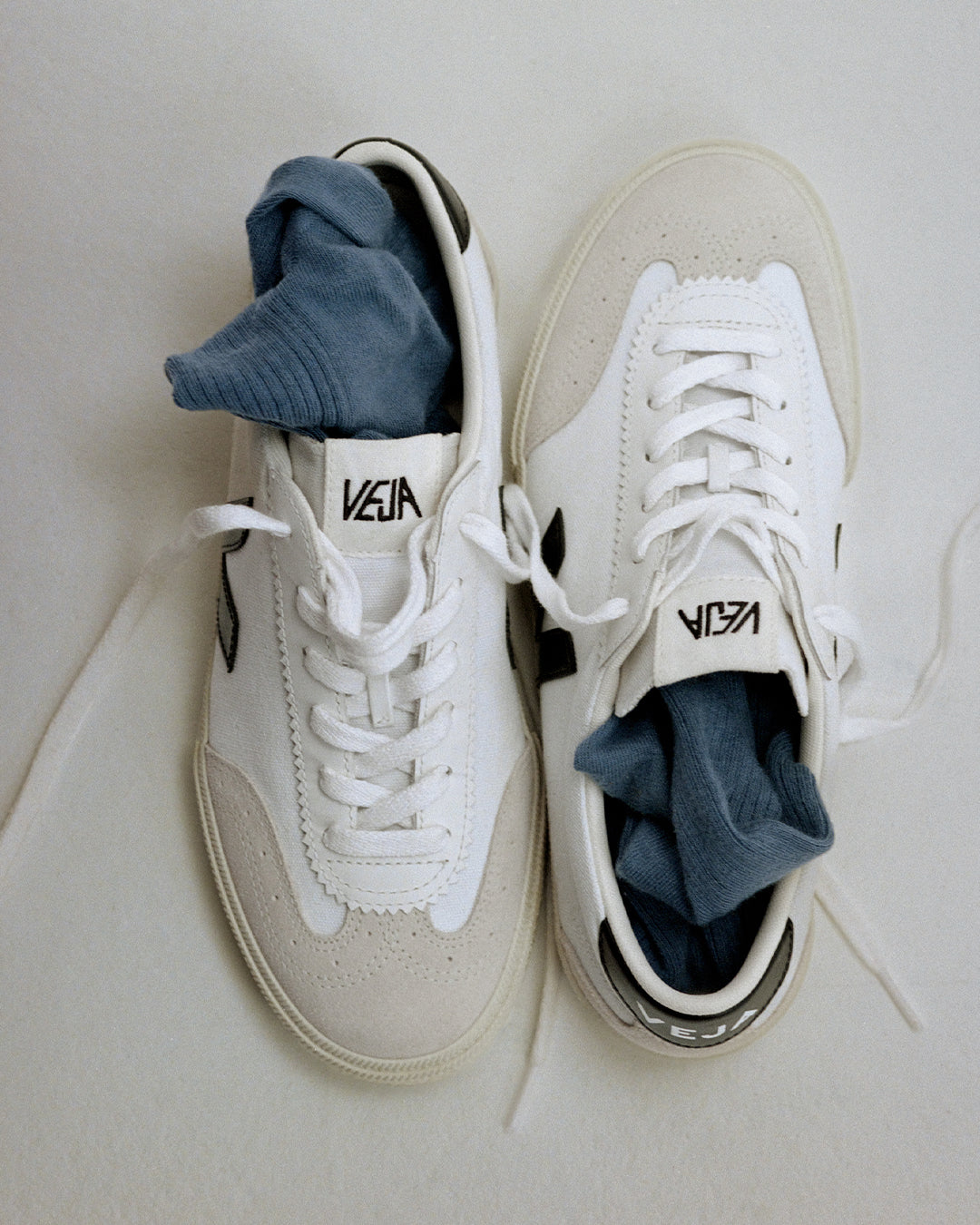 Baskets en coton bio | Blanc et noir "volley canvas white black"