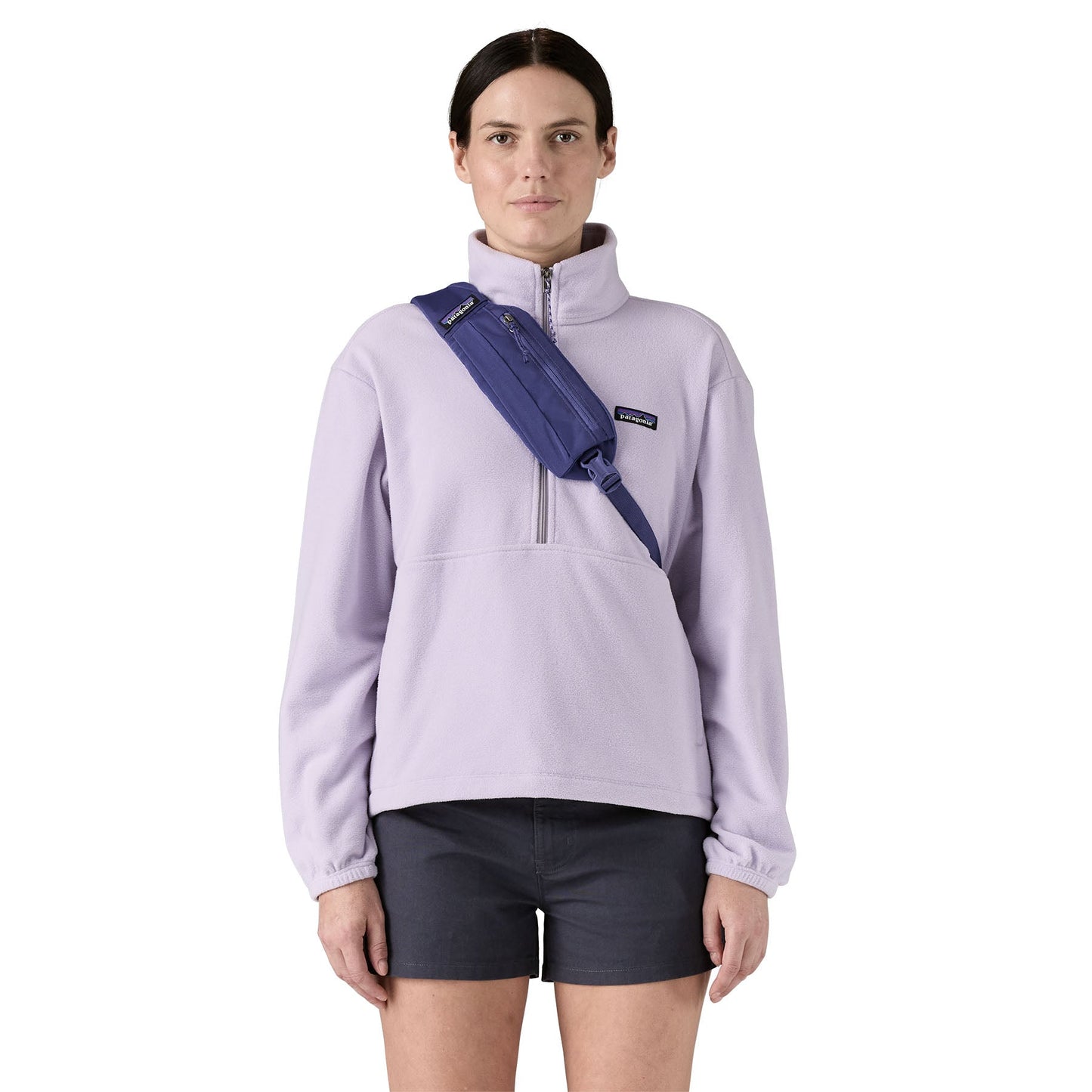 Sac bandoulière en matière recyclée | violet "atom sling 8l - solstice purple"