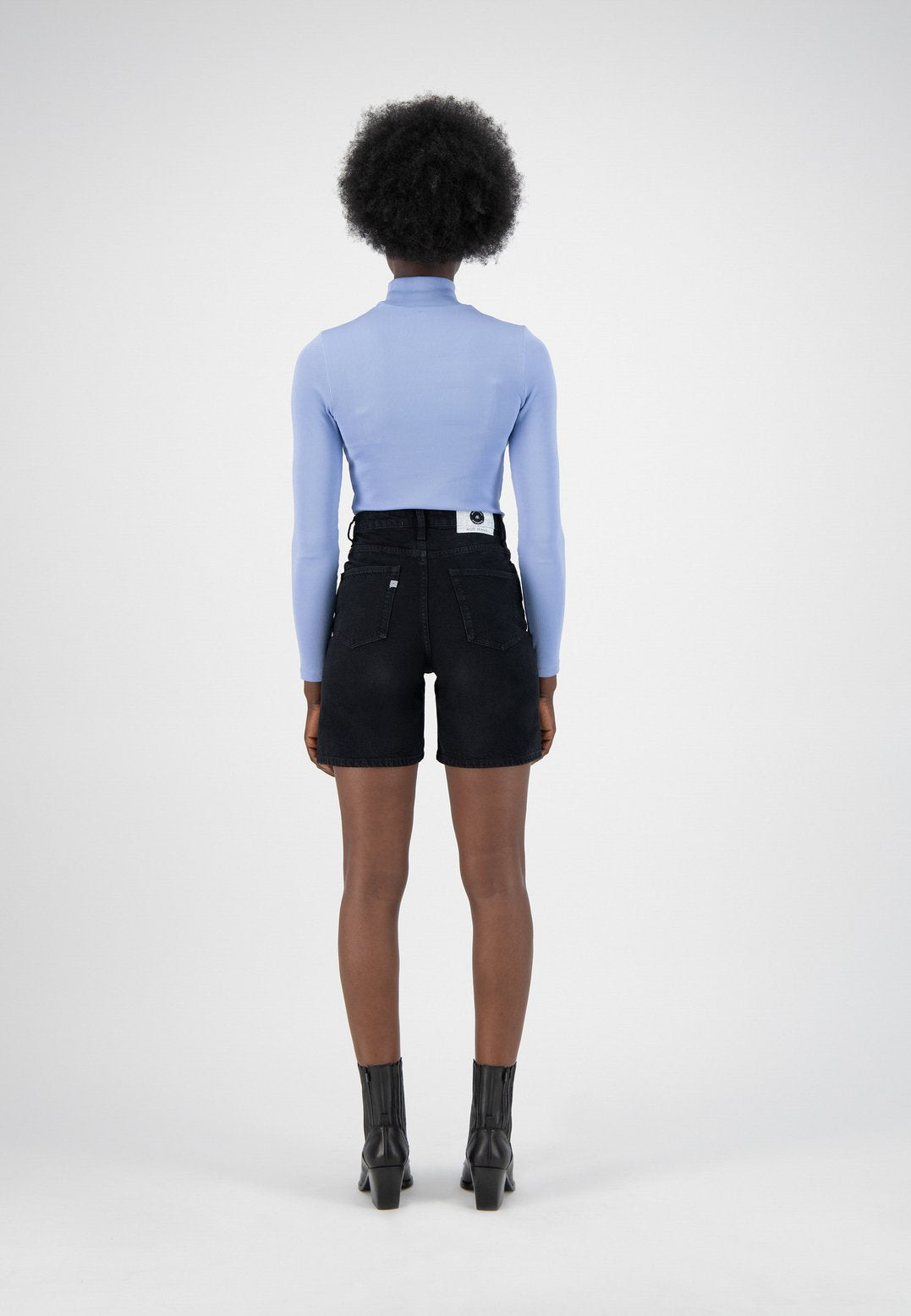 Short en jean noir en coton bio et coton recyclé - Beverly