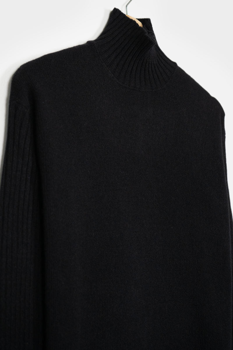 Pull col montant en cachemire recyclé | noir "maglia erminia nero ardesia"