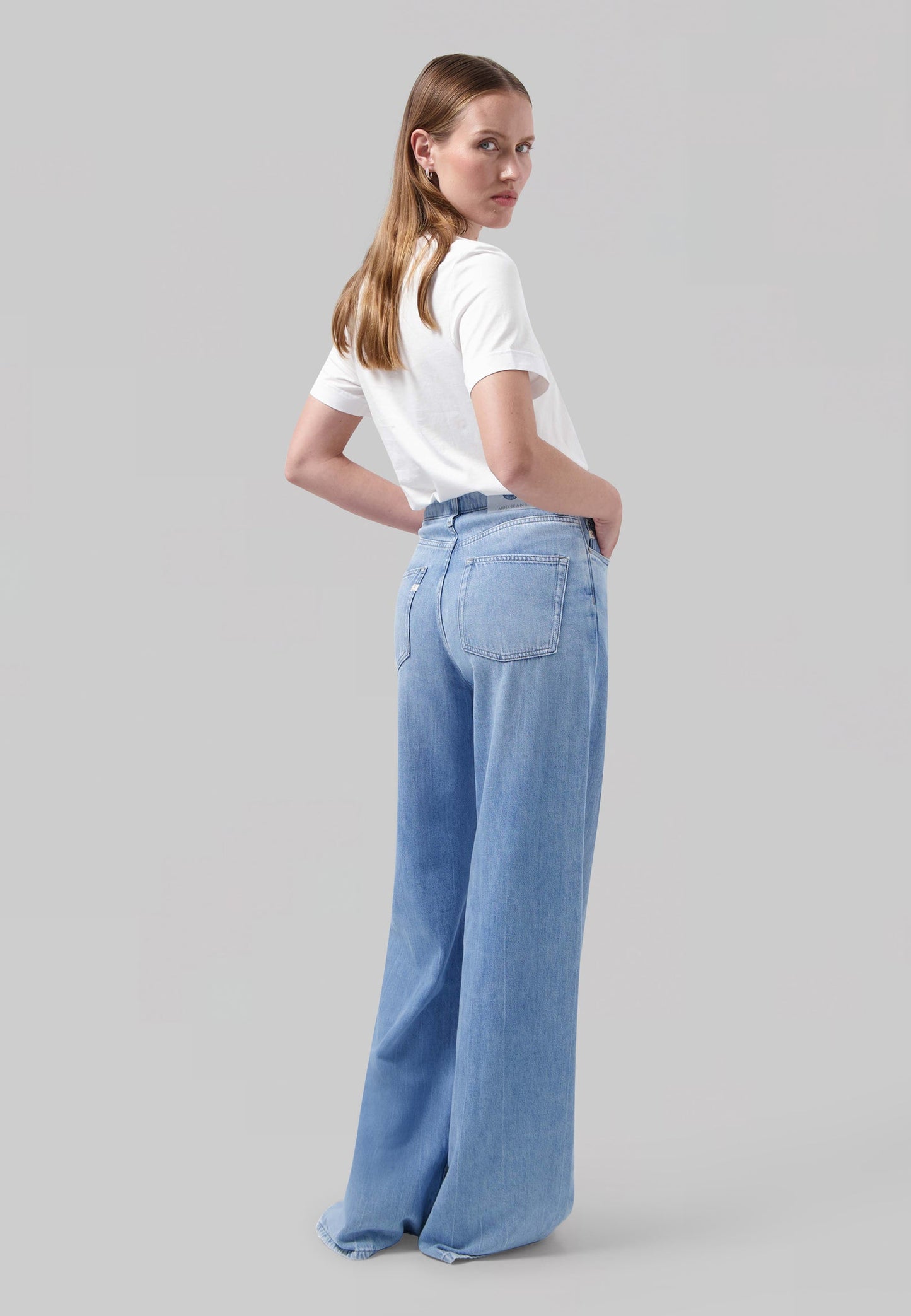 Jean ample en coton bio et recyclé | Bleu "wyde sara flow breeze elite stone vintage"