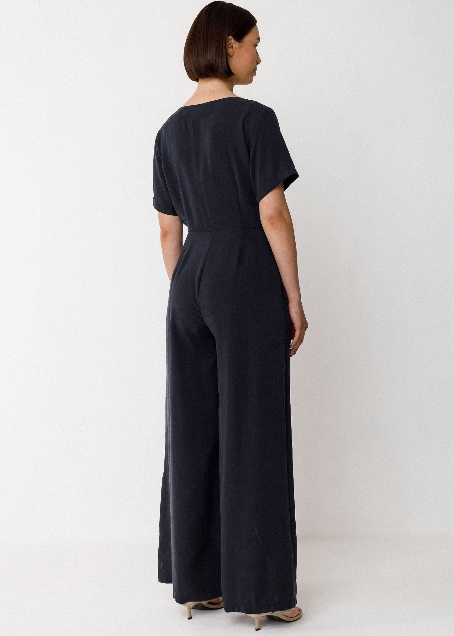 Combinaison fluide en tencel | noir "mono adela - black"